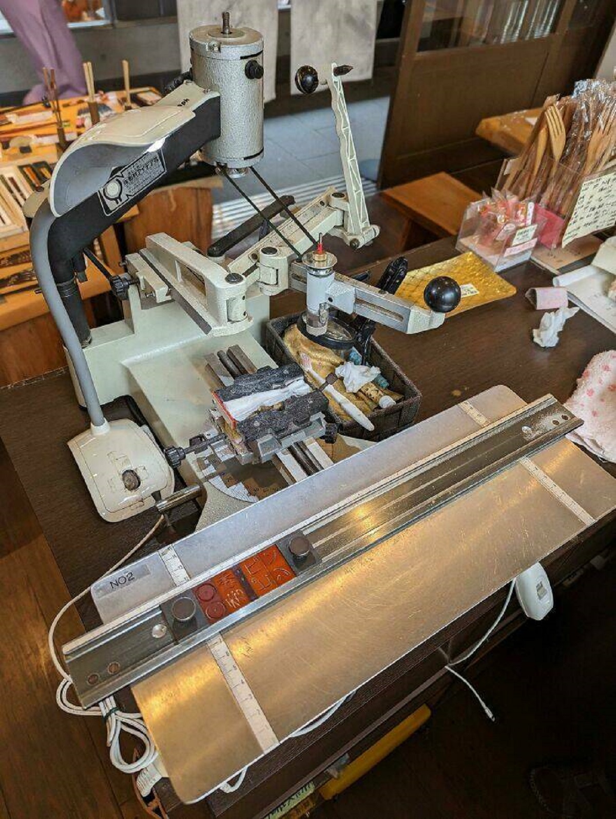 "Japanese Engraving Machine For Chopsticks"