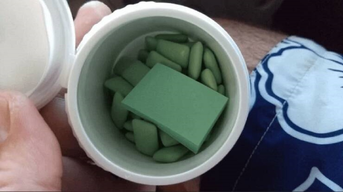 "Japanese gum comes with a pad of paper to wrap it up and throw it away later."