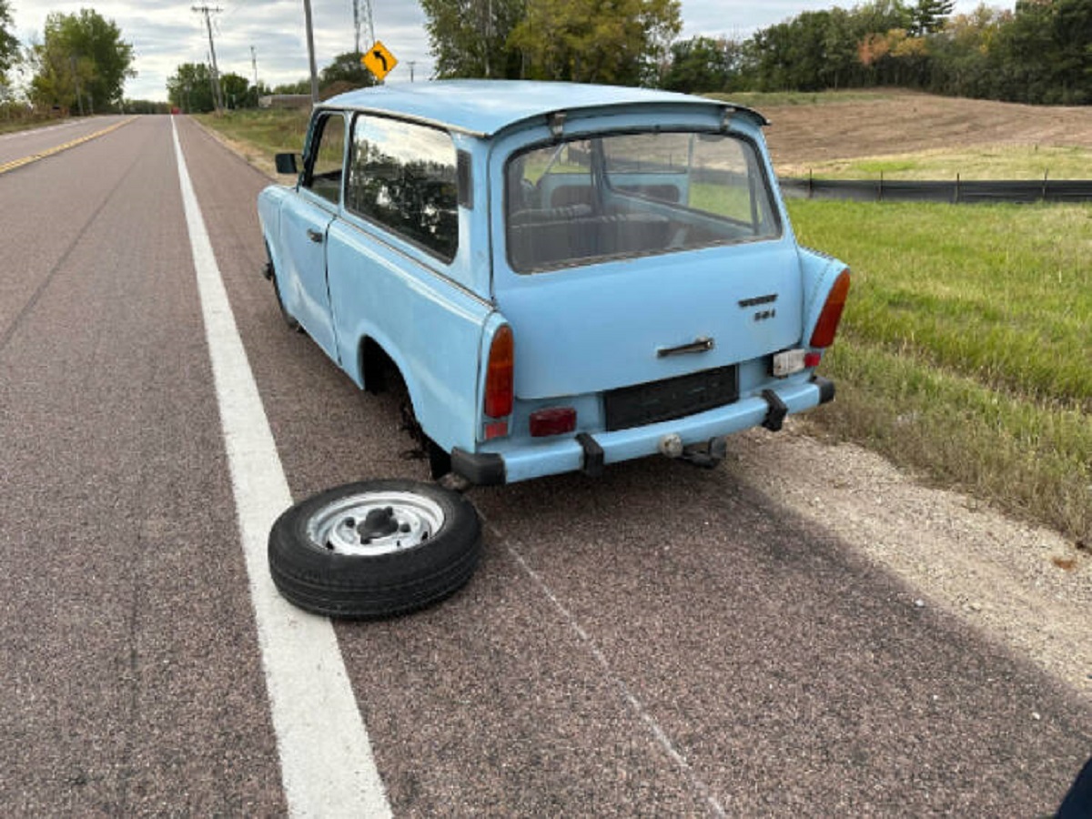 “My friend got a new car today and the wheel fell off while driving it.”