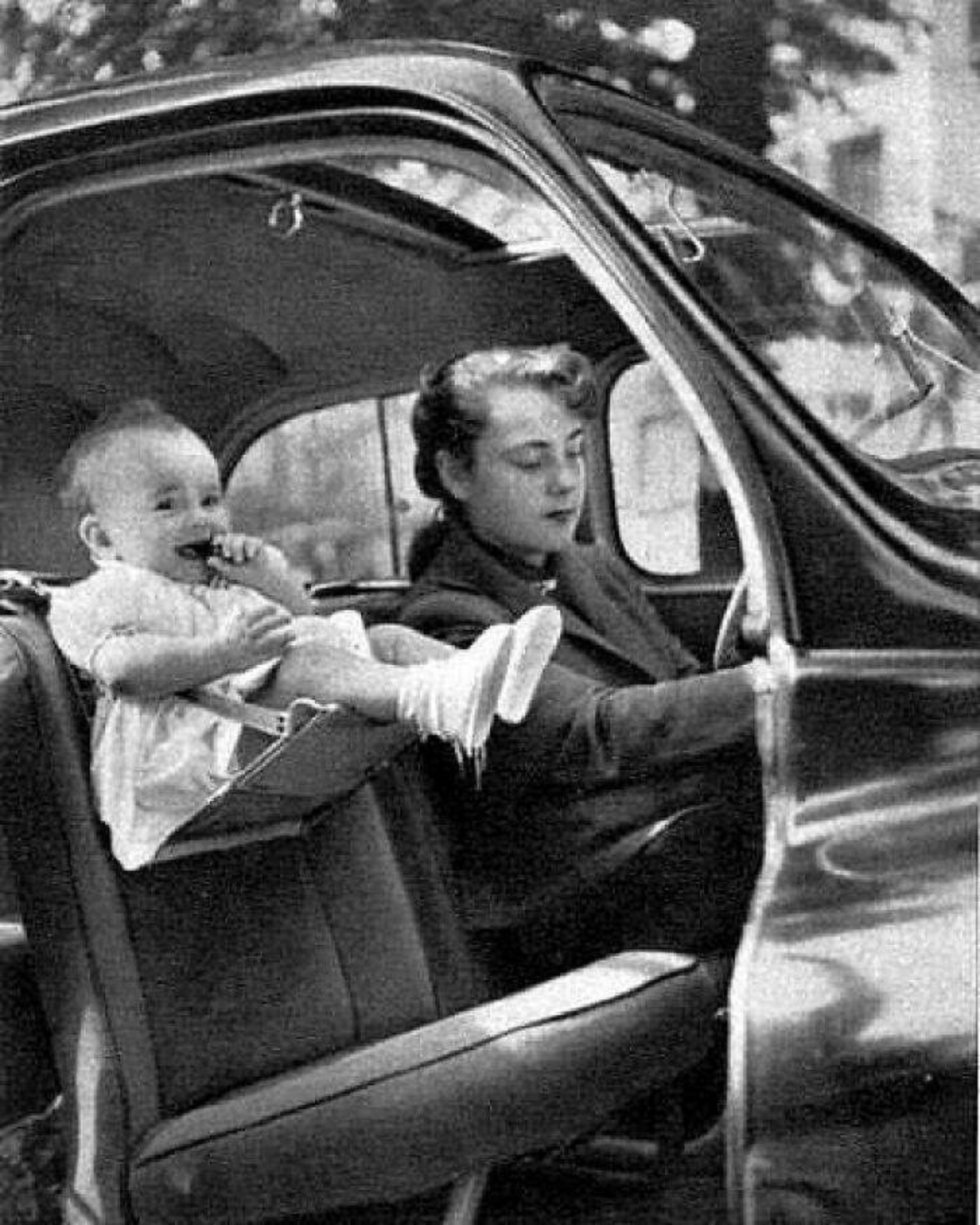 "Child Car Seats In 1940"