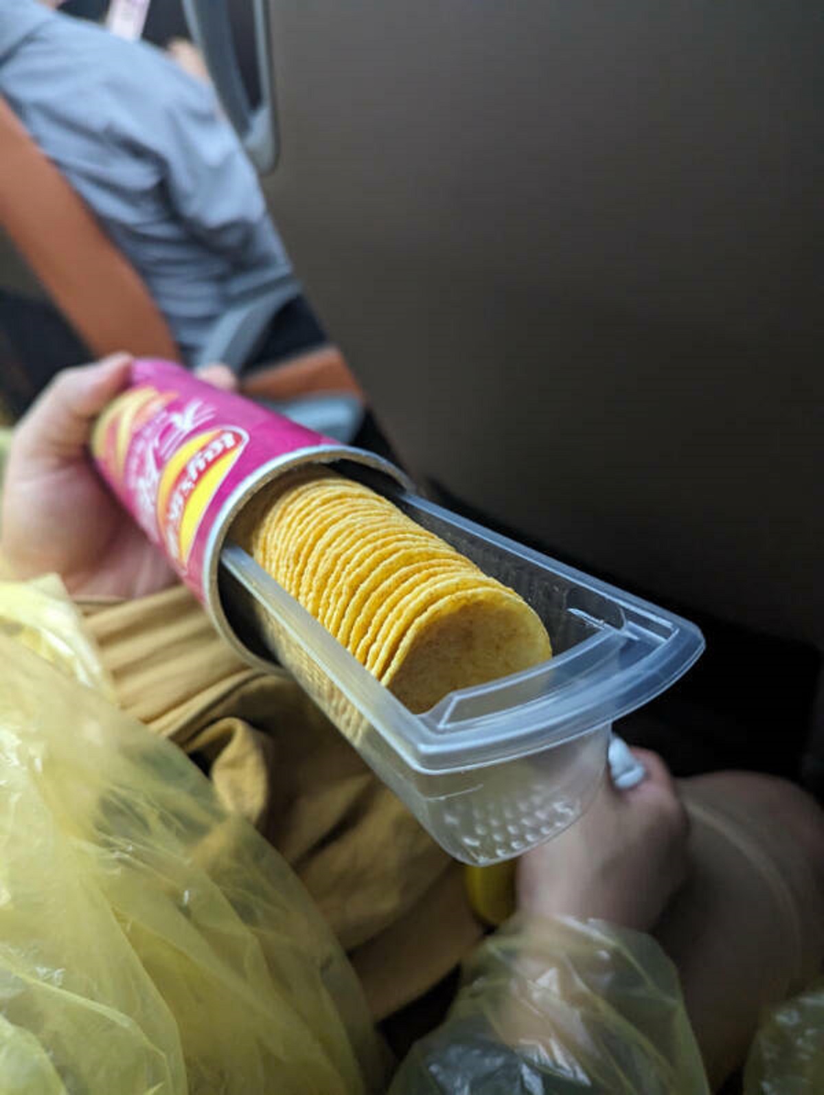 “This Pringle like can has a tray so you don’t have to get your hand stuck getting the last chip”