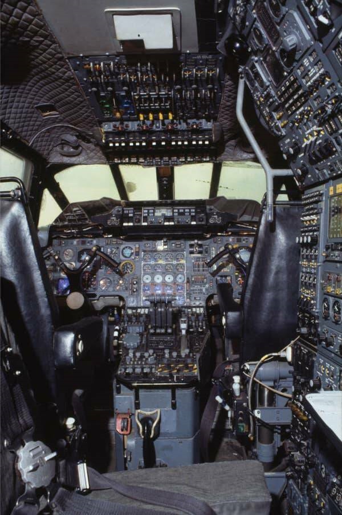 This is what the cockpit of the now retired supersonic passenger airliner the Concorde looked like: