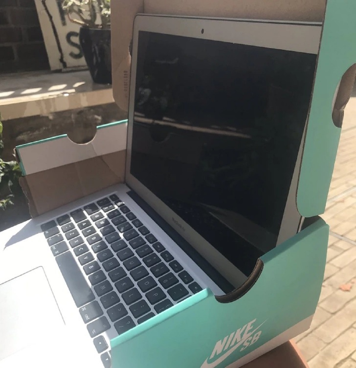 A shoe box lets you use your laptop, even in the bright daylight.