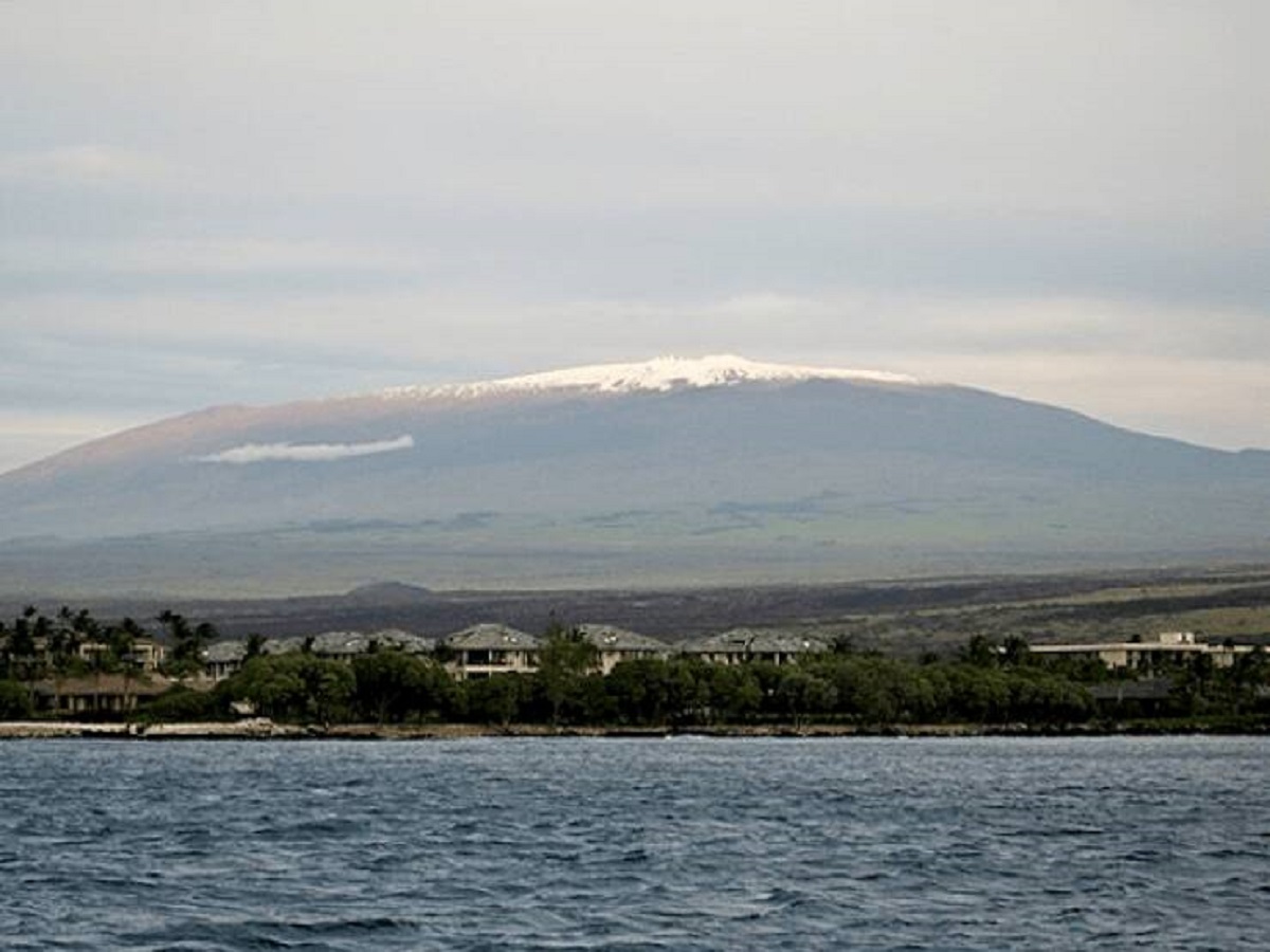 "Mauna Kea, the largest volcano in the world. It’s even taller than Mt. Everett when measured from the base of the volcano. The base of the volcano sits way below sea level, so the peak of Mauna Kea is less than half the height of Everest."