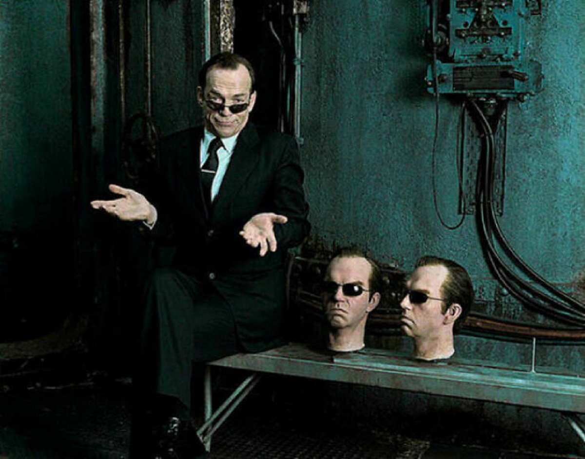 "Hugo Weaving With Agent Smith Heads On Set Of The Matrix Revolutions"