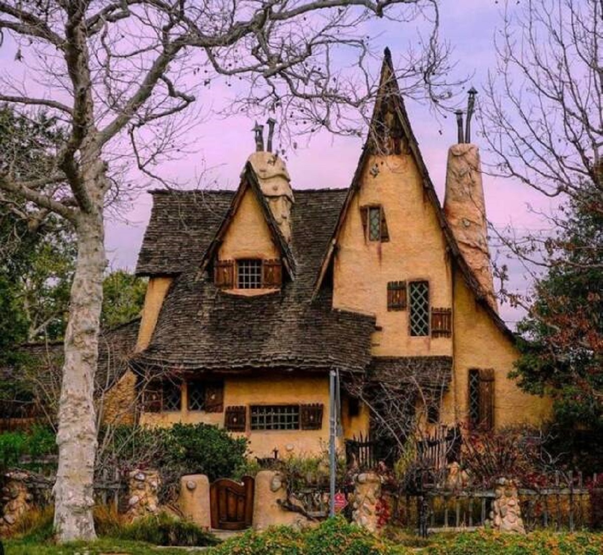 “There is a house near me that looks like it’s out of a fairytale.”