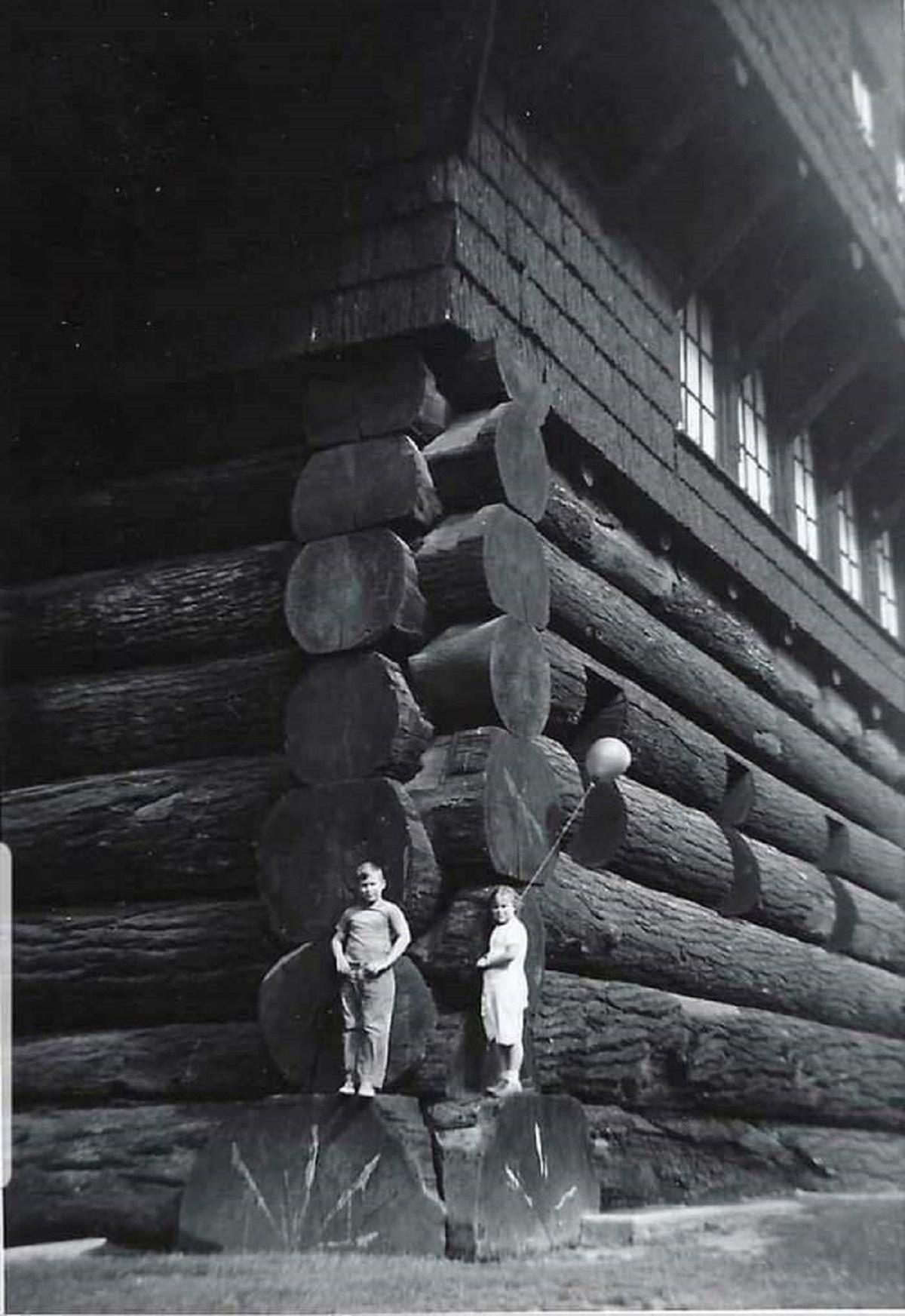 "To Big To Be Real. “World’s Largest Log Cabin”. Portland, Oregon, 1938. Built In 1905, Burned Down In 1964"