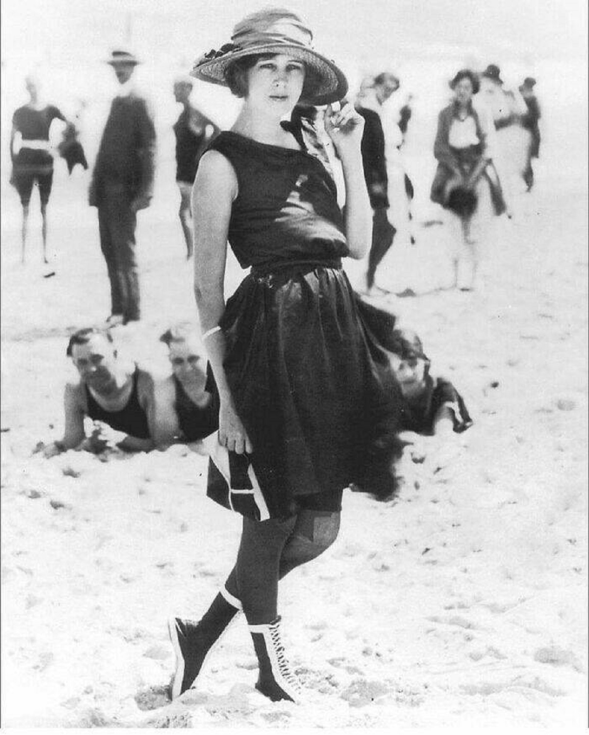 "Going To The Beach With Style In 1915"