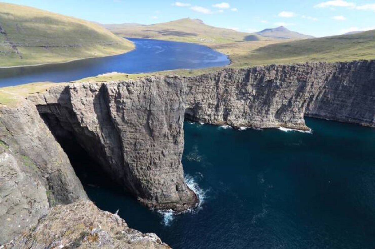 This is Sorvagsvatn, a lake in the Faroe Islands known as "the lake that hangs over the ocean."