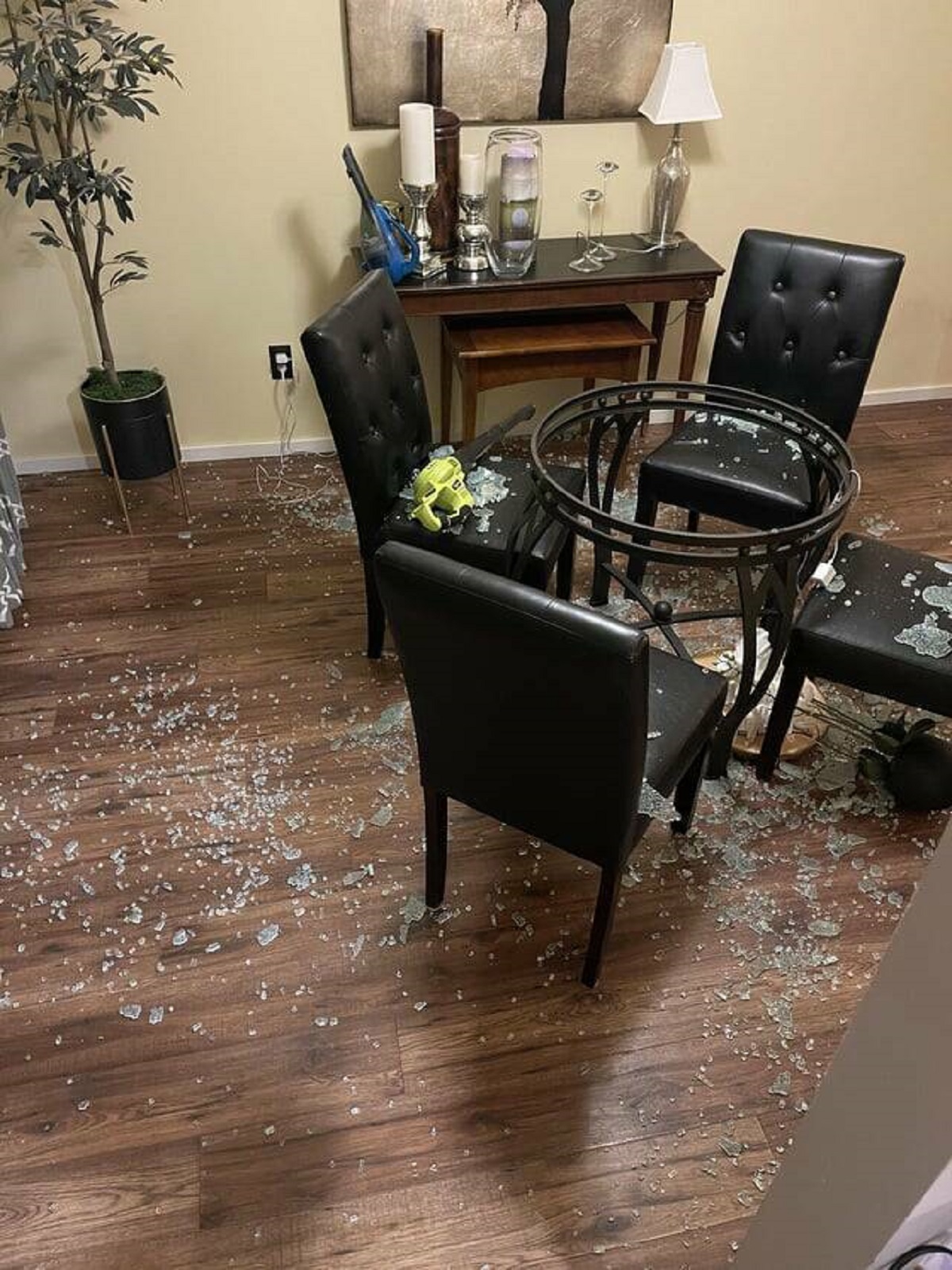 "My glass table just randomly exploded"