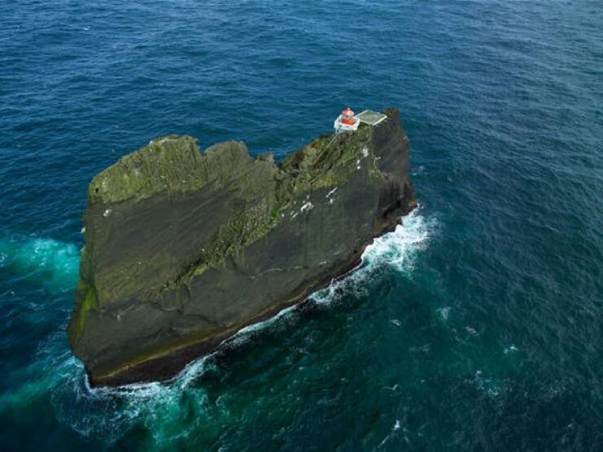 This is the world's most isolated lighthouse, Thridrangar Lighthouse, located in Iceland: