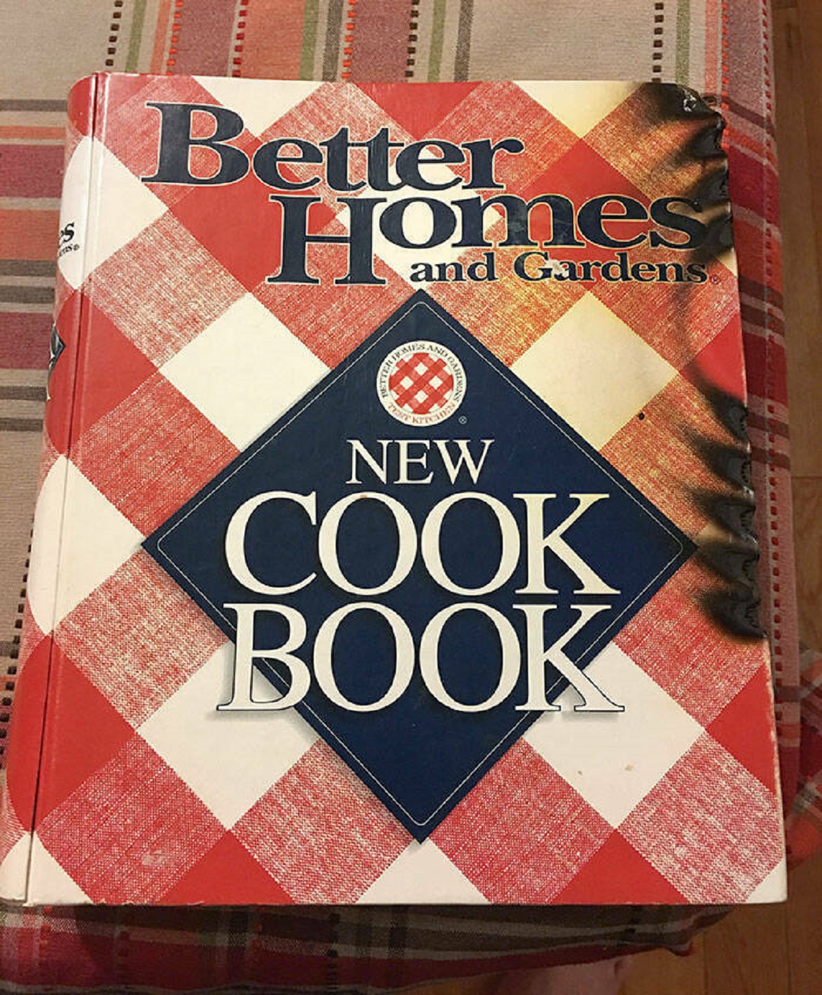 "My Wife Tried Cooking Thanksgiving Dinner For Us And Actually Burned The Cookbook"