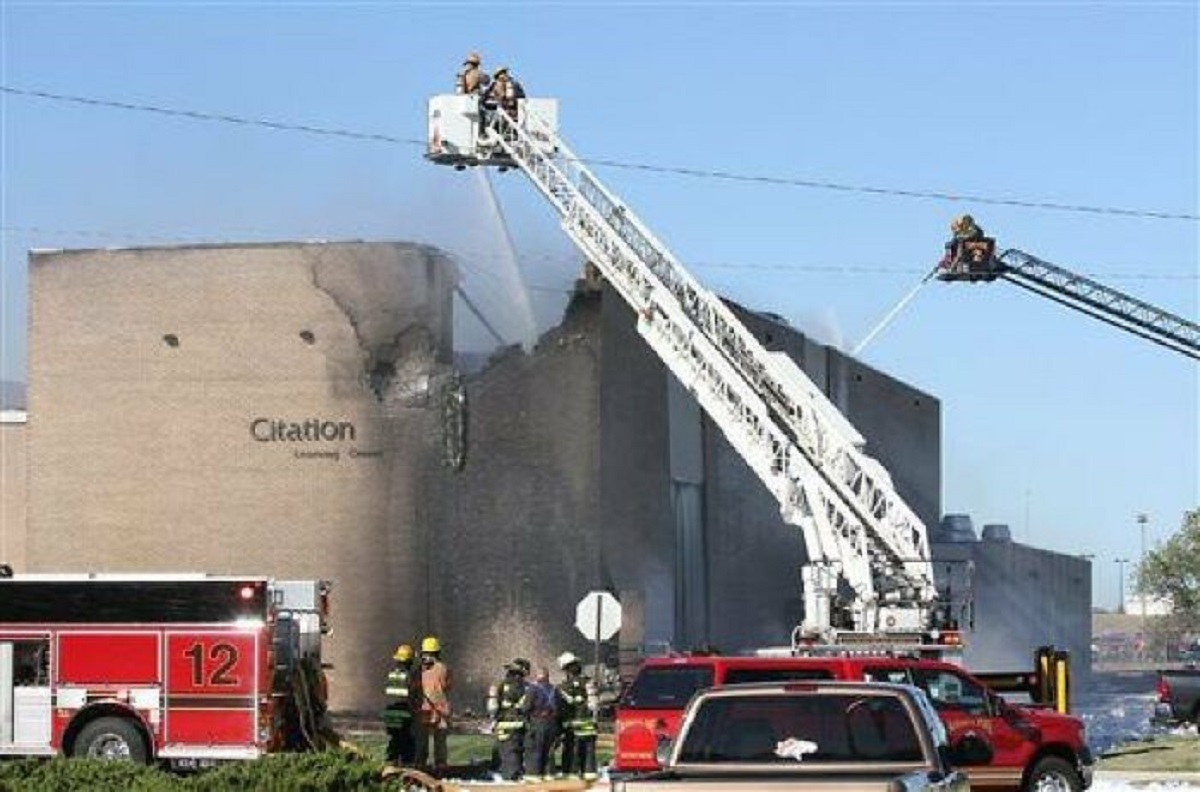 In 2014, three people died inside a flight simulator in a flight safety building at the Wichita’s Mid-Continent Airport, Kansas, when a real plane crashed into it. The pilot of the Beechcraft King Air B200 twin turboprop was killed along with three people in the building; six more people in the building were injured.