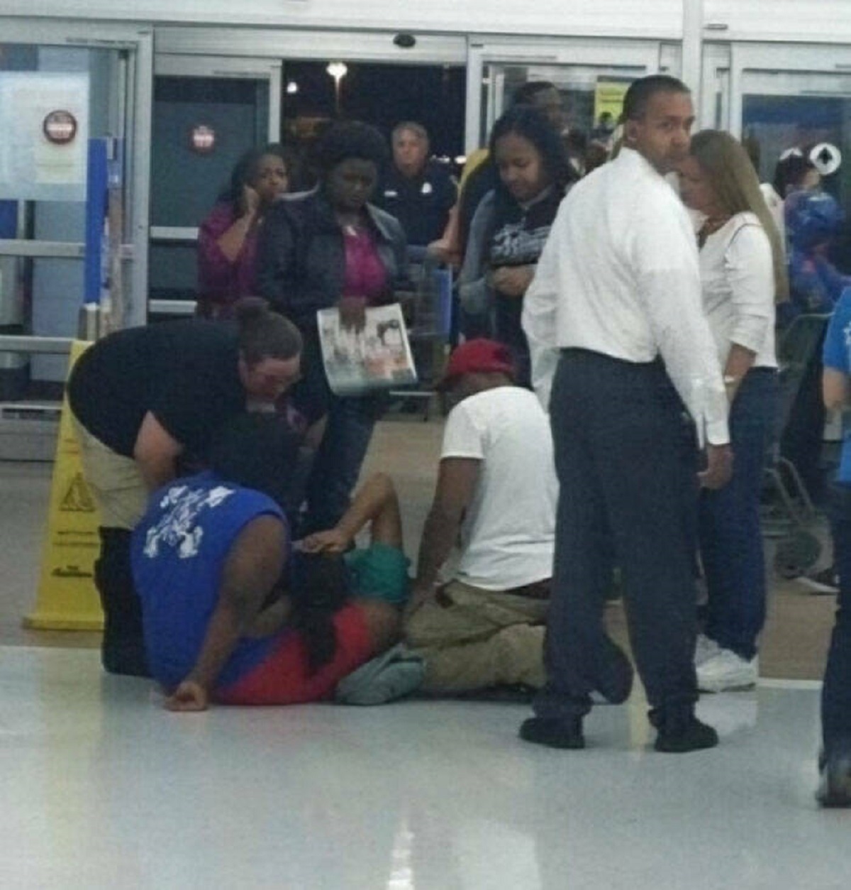 "My Friend Saw A Baby Being Born At A Walmart On Black Friday"