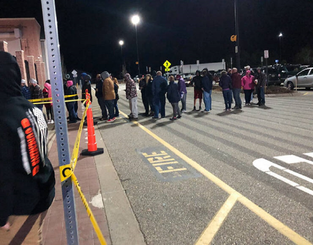 "The line decided to cross the street, blocking traffic. It extended down the parking lane rather than turning down the sidewalk like normal human beings."