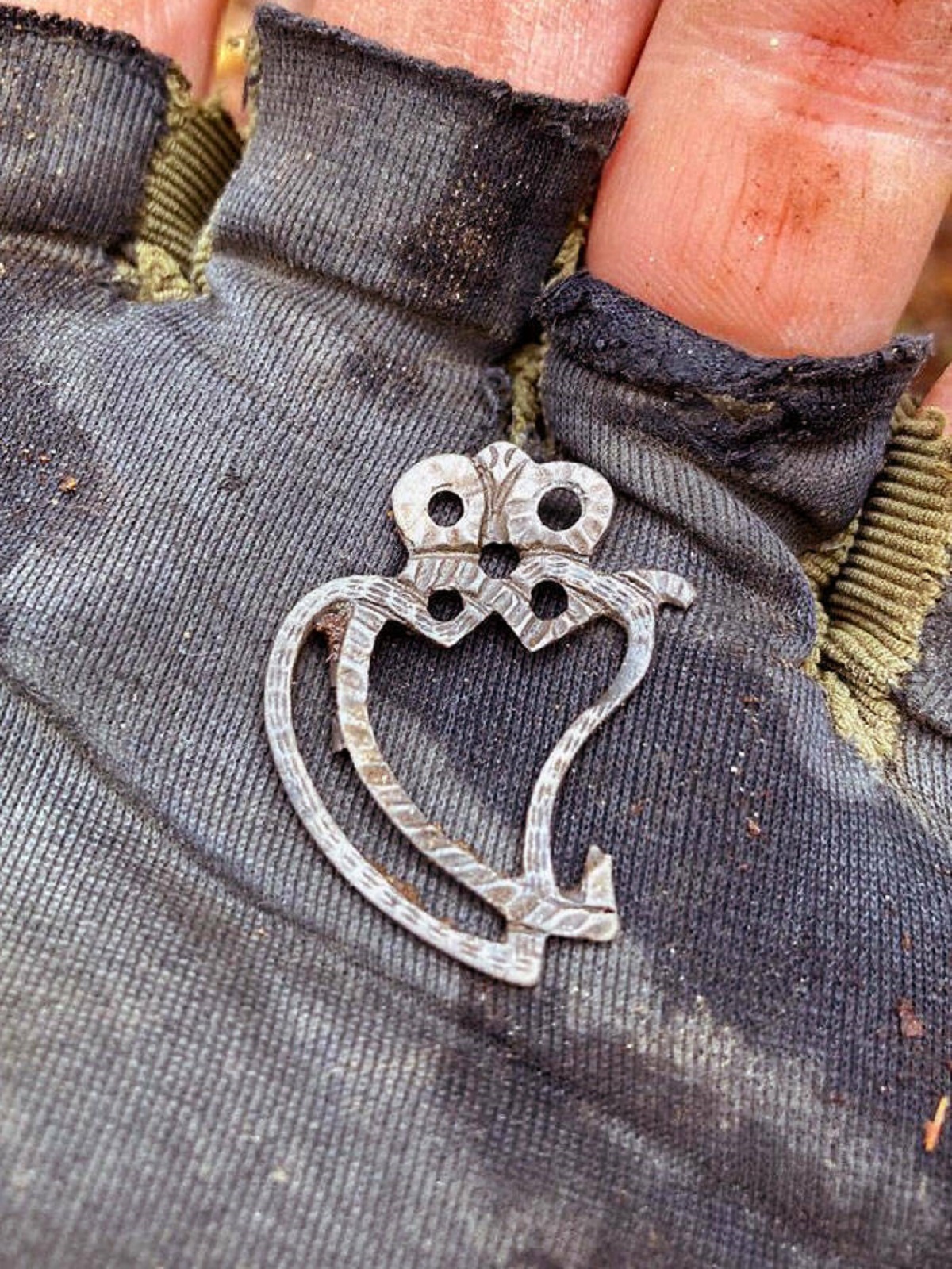 "This Silver Pin I Found While Metal Detecting Is Called A Luckenbooth Brooch. Scottish Tradition But Likely Traded With Native Americans 300 Years Ago"