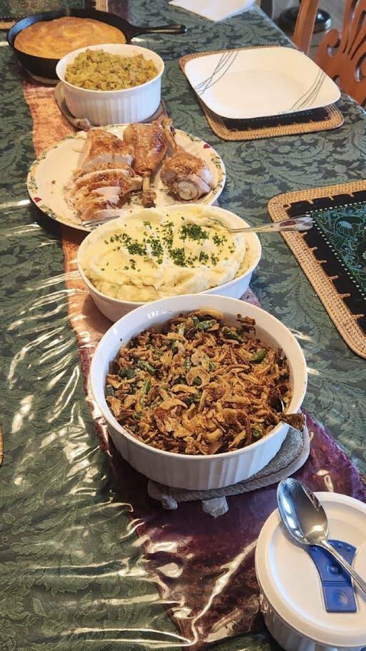"I cooked a Thanksgiving meal from scratch for my family, and no one ate it."