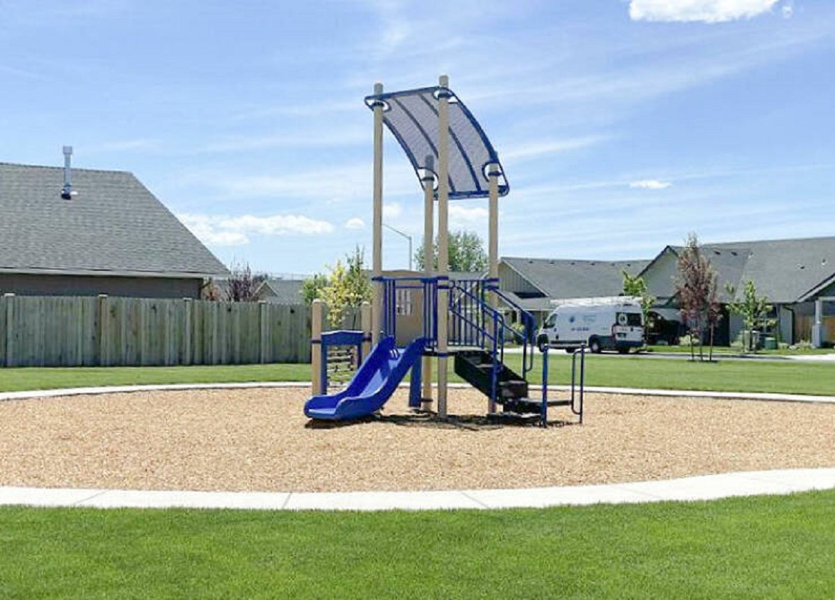 "Bought A New Build House And Chose A Location Across From Yet To Be Placed Park Since We Had Kids. Paid A Premium For This Coveted Lot. Here’s The Park They Finally Put In"