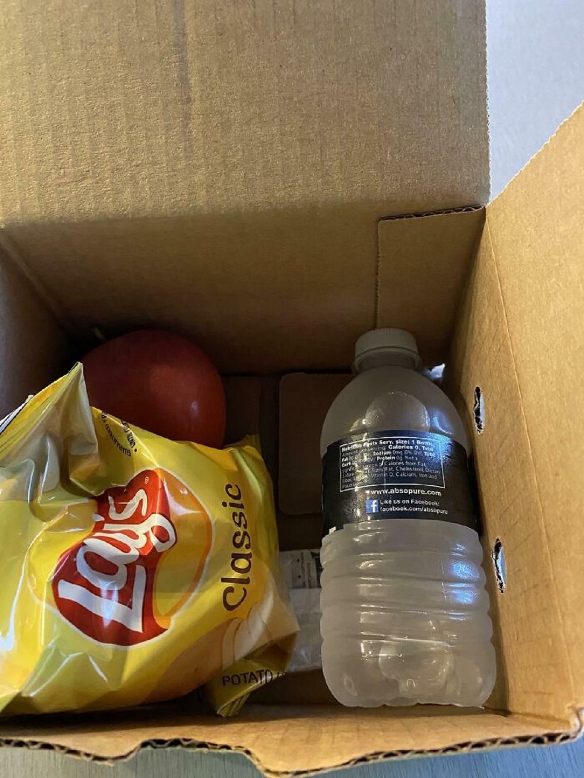 I Work At A College Dorm. This Week Is Freshman Move In Where I’m Working A 12 Hour Shift. I Was Told Not To Pack A Lunch Because A Free One Is Provided. This Is My Free “Meal”