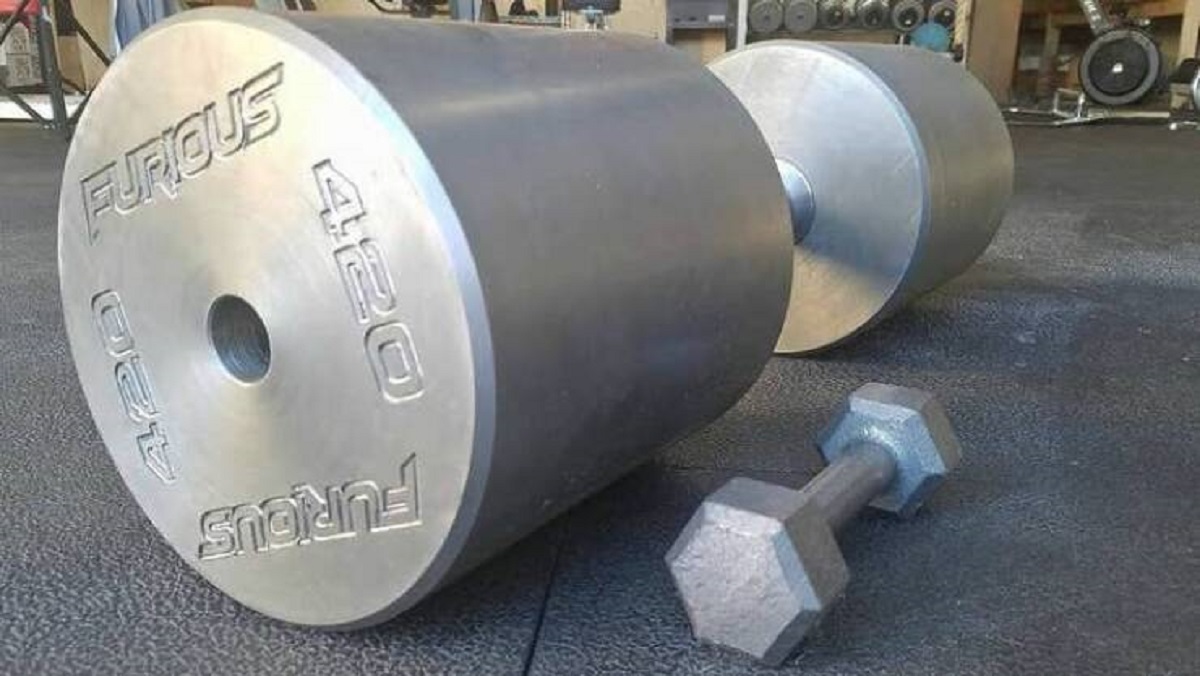 This is what a 420-pound dumbbell looks like: