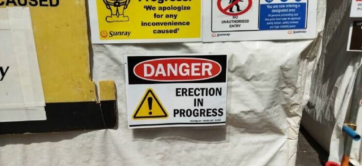 24 Unintentionally Inappropriate Signs.