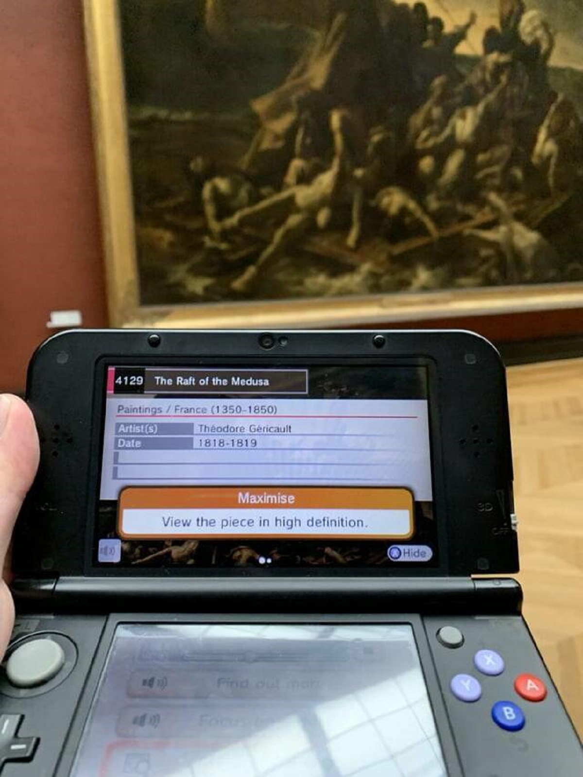 "The audio guide in the Louvre is a Nintendo 3DS"