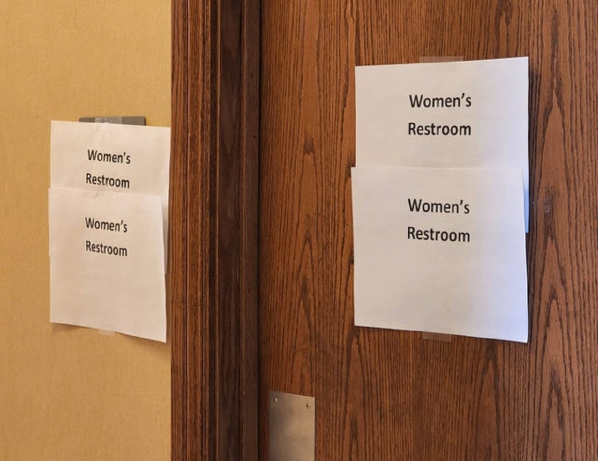 I’m a videographer and today I’m working at a women’s conference. As there are only women here they converted the men’s bathroom into a second women’s bathroom. Only problem is that there is one guy here. Me. And I really need to pee.