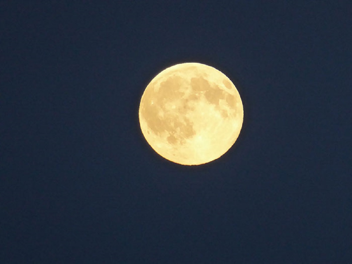 The moon looks different from the southern hemisphere than it does in the north. As an Argentine I always find this fascinating when I travel.