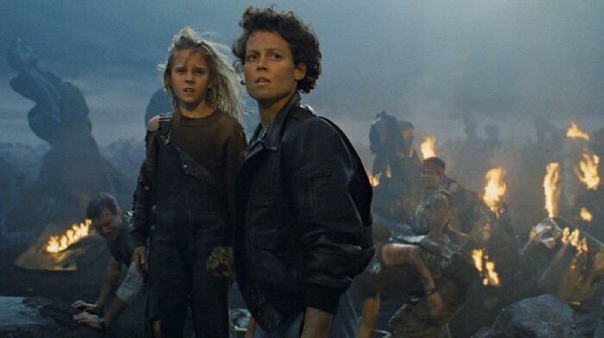 that Sigourney Weaver earned $1,000,000 and a share of the profits for Aliens (1986), whereas she earned only $35,000 for Alien (1979).