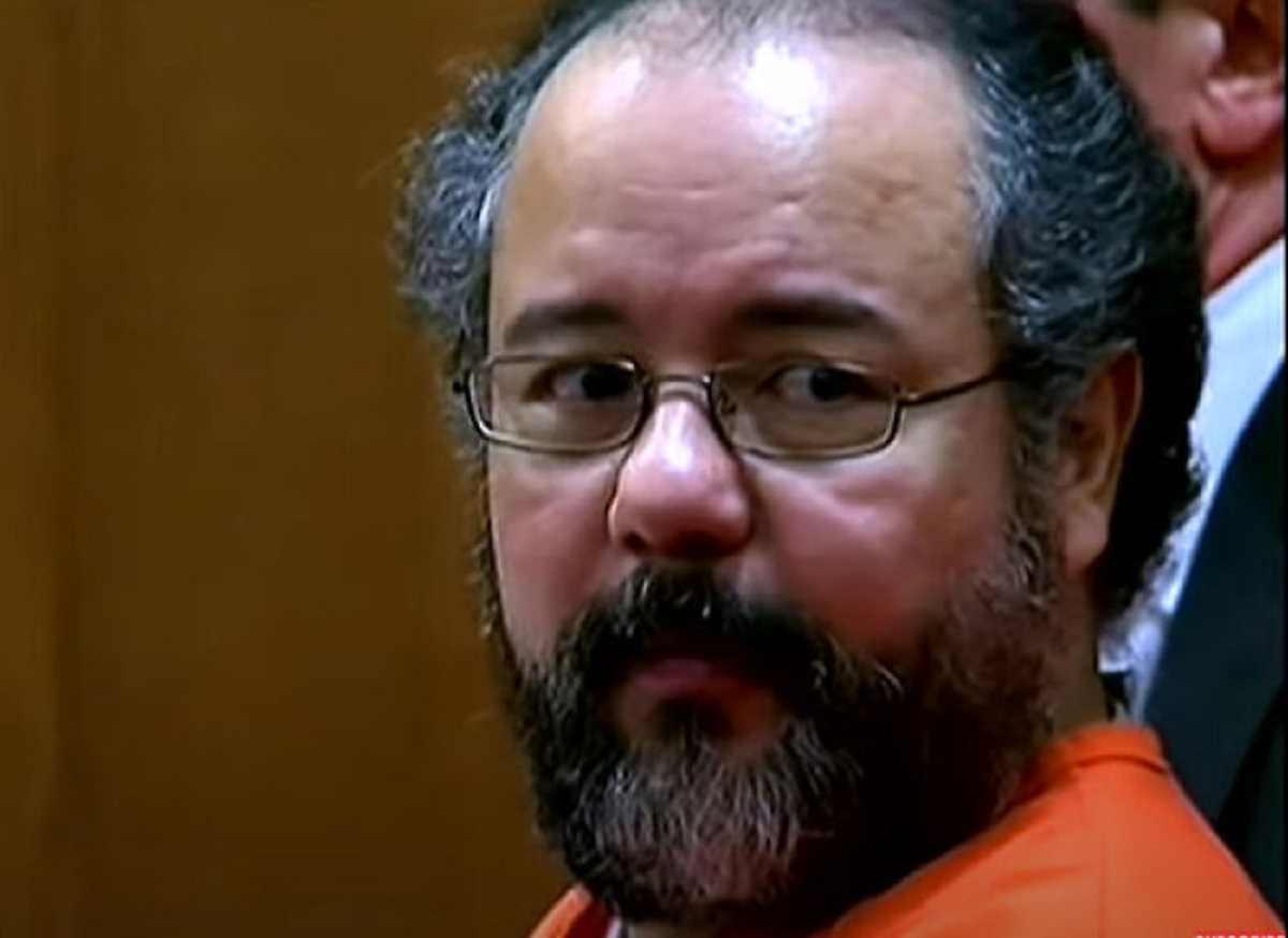 Ariel Castro gained international attention for abducting, brutalizing and keeping three girls in his house for over 11 years. This was before he forgot the door unlocked *one* time when he left the house, and Amanda Berry was finally able to run out and use a strangers phone to dial 911.

That's quite a bad enough story, and I could have easily stopped there and still had one of the most disturbing posts on this submission... but the investigation also found that his *next door neighbor* had abducted a girl back in the early '90s, and he still had her remains buried in his basement. He might have *never* been caught, and that girl would have still been a Missing Person cold case, if Amanda Berry was never able to make that phone call.