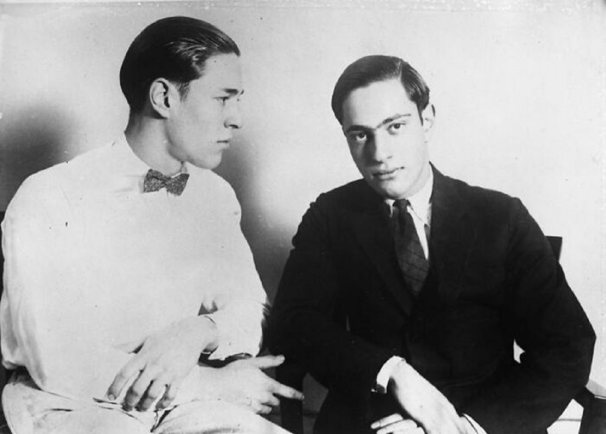 Loeb and Leopold. 2 high IQ teenagers in Chicago in the 1920s committed a murder just because they thought they were too clever to be caught. One of them lost a lens from his glasses where they dropped the body. Very rare RX that led the police right to them.