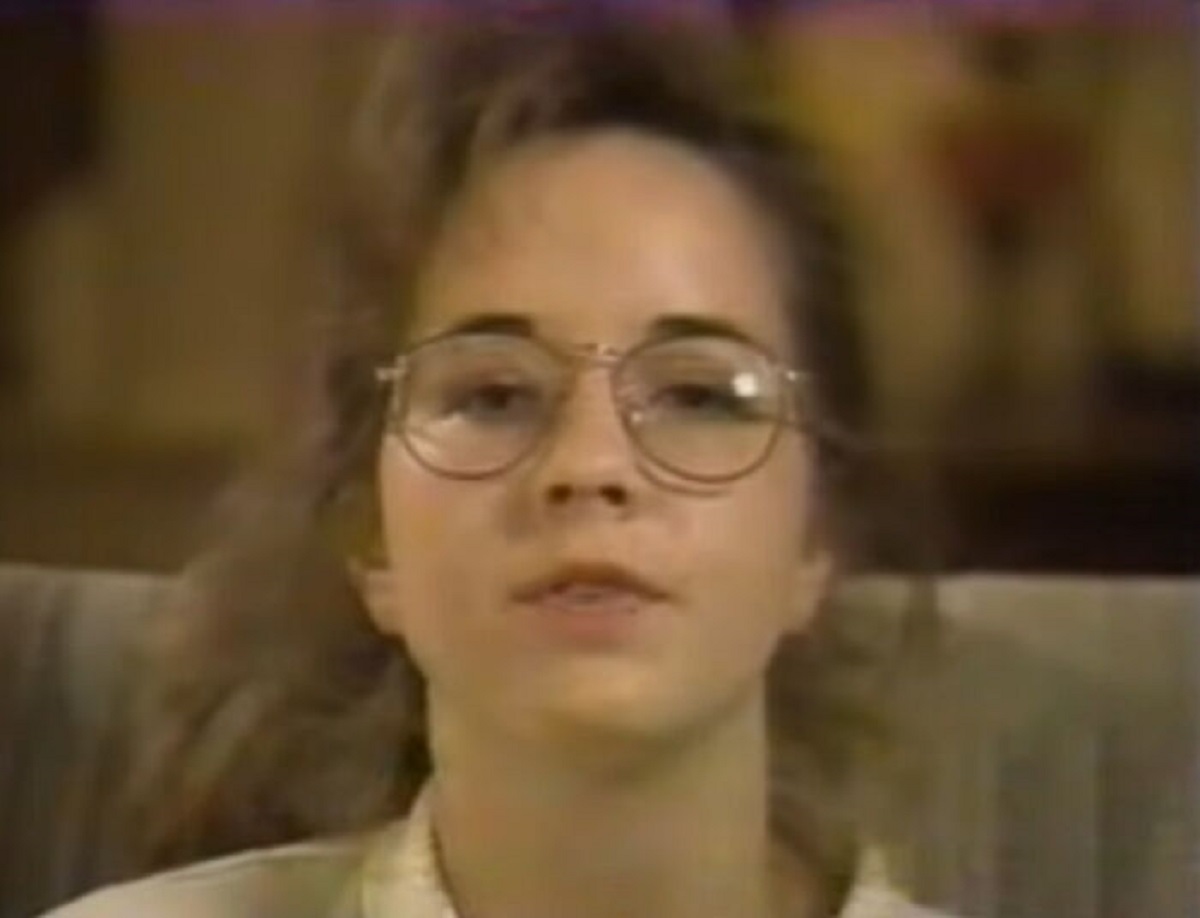 Susan Smith, the one who drowned her kids in her car. She claimed it was a carjacking by a black man. No weapon or witnesses. The cops had nothing but her word. It was a simple traffic light that got her. She claimed that her light was red and there were no other cars at the light. That couldn’t be true with a controlled signal. If there was no cross traffic, her light would not have been red.