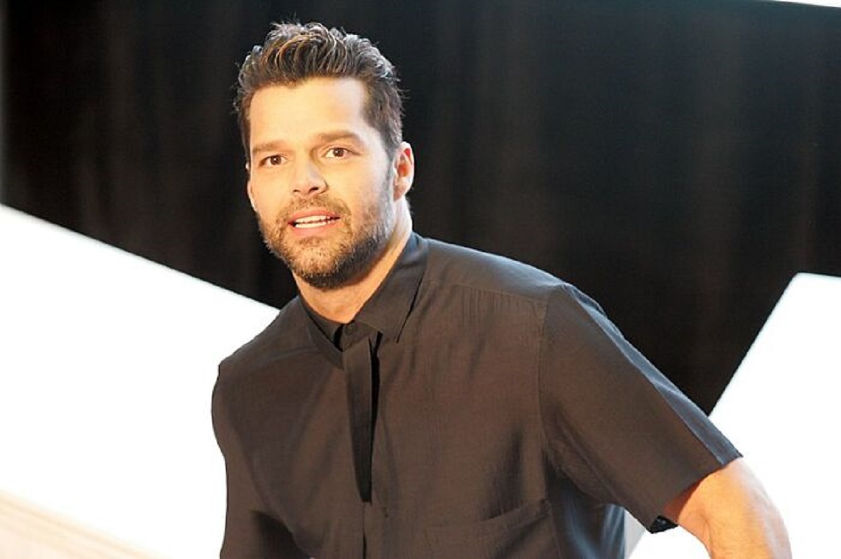 Went to high school in Latin America from 98-02; there were rumors of Ricky Martin being gay long before he came out in 2010.

For the record, I'm happy that he's able to live his truth openly now.