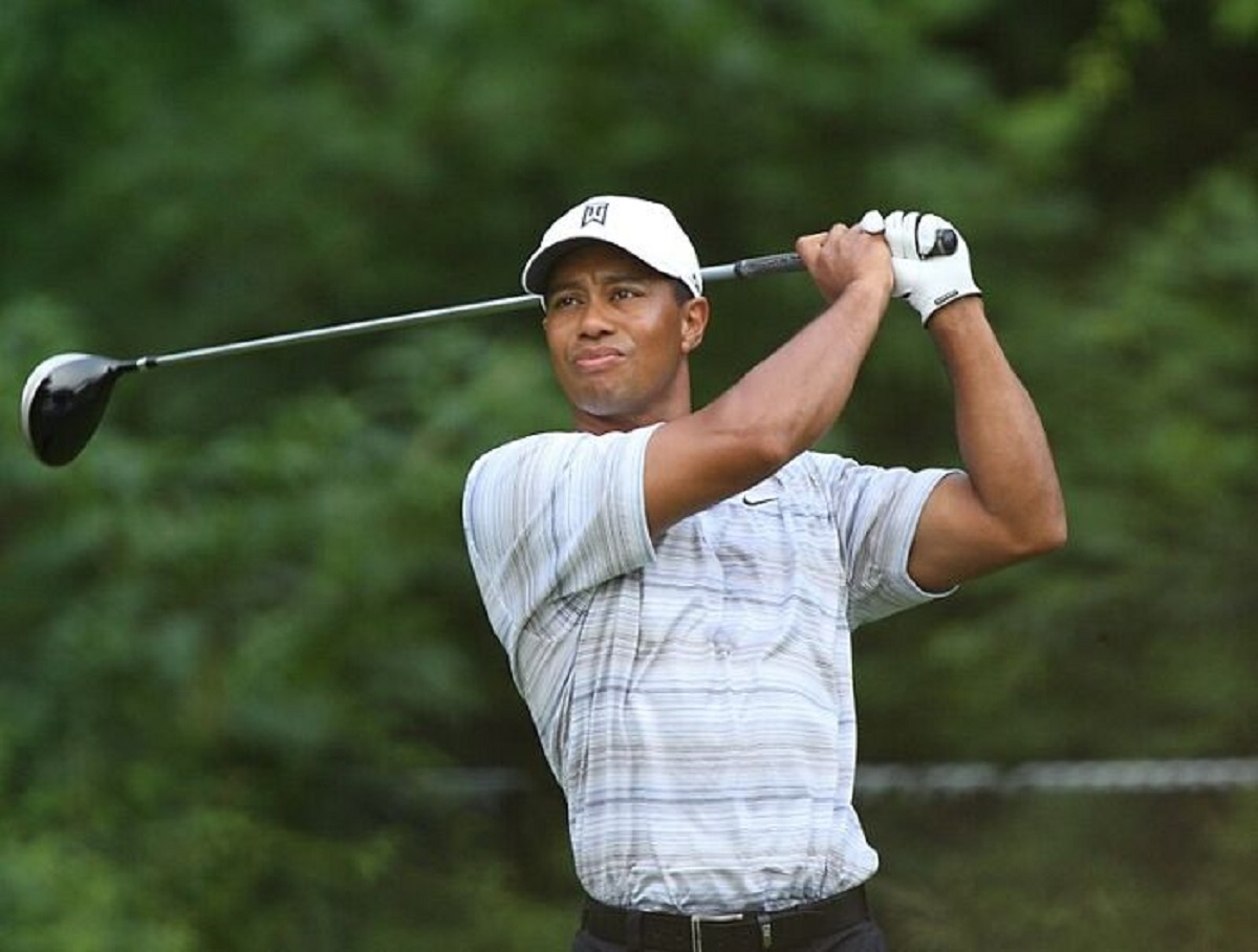 When I was a kid, I went to summer camp. One of the girls at camp lived near one of the golf courses where Tiger Woods would frequently play in tournaments. Everyone in the community knew he was sleeping with a number of different women.