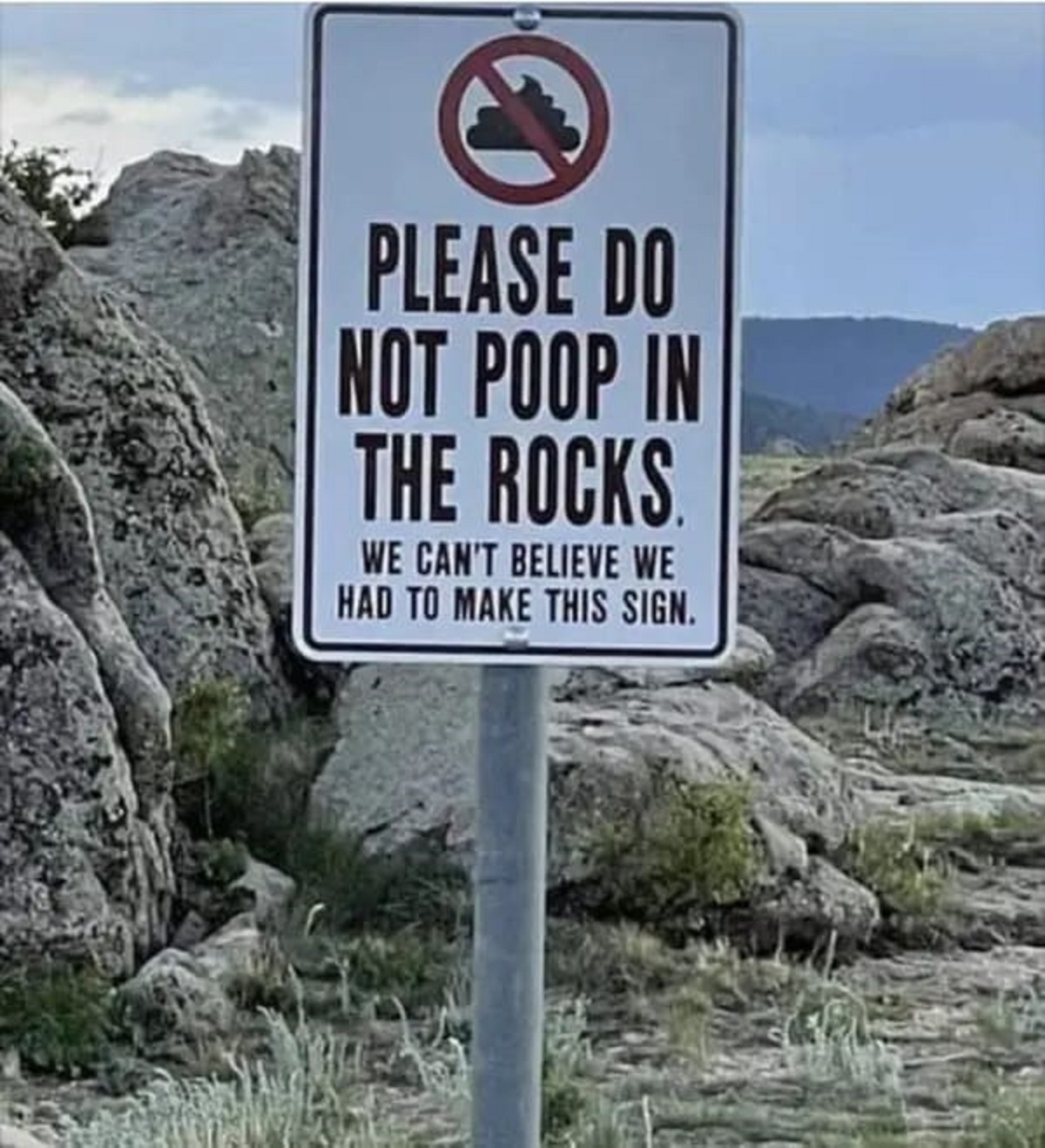 25 Trashy Signs That Were Spotted In The Wild.