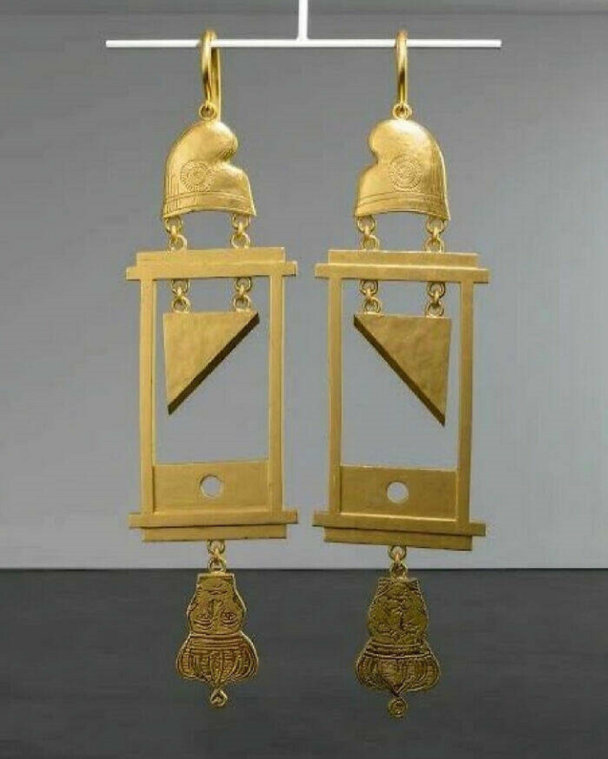 "Ghoulish Gold Earrings Depicting The Severed Heads Of Marie Antoinette And King Louis Xvi Were Sold As Souvenirs During Their Execution By Guillotine In 1793"