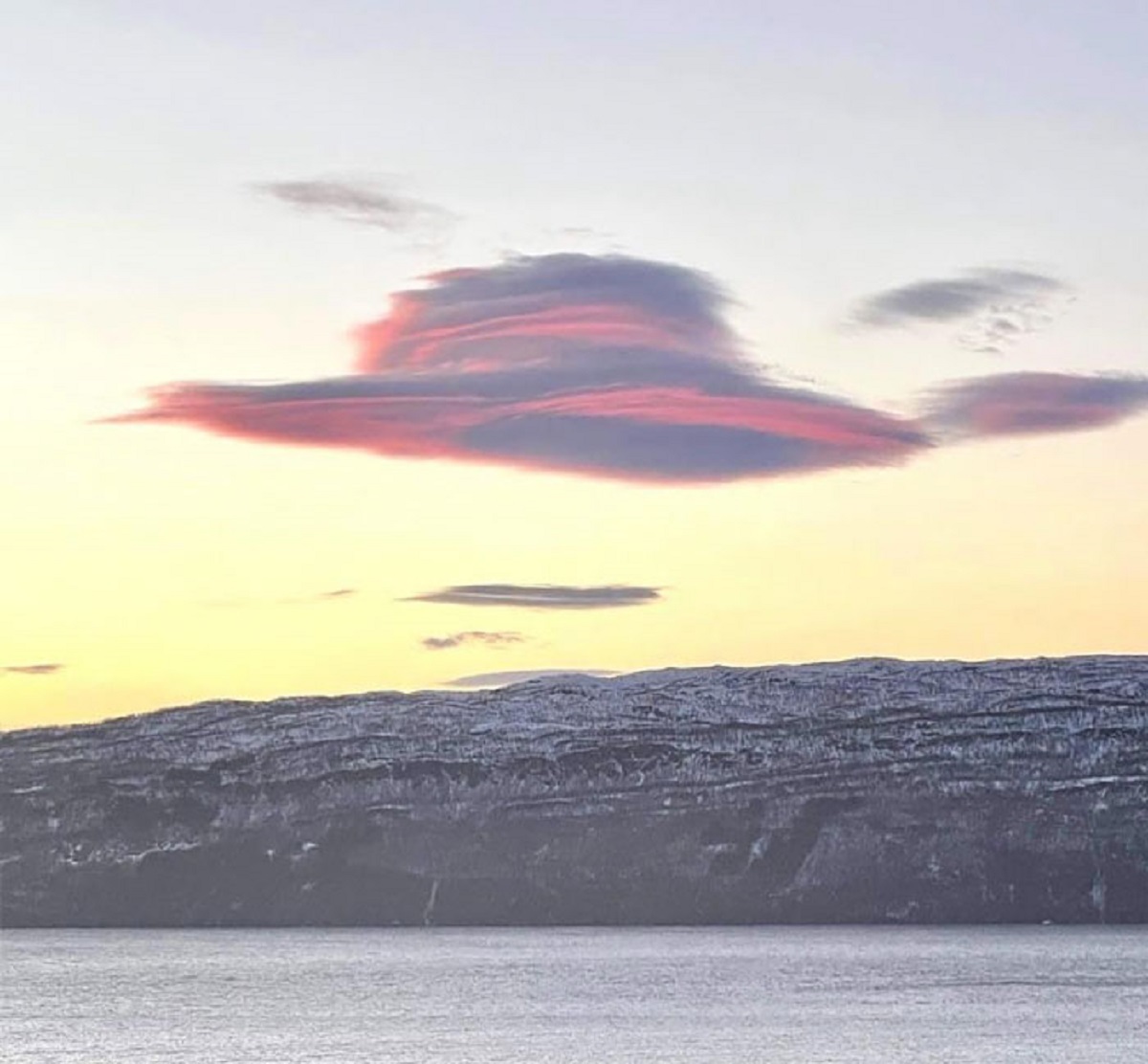 A Cloud That Looks Like A Hat