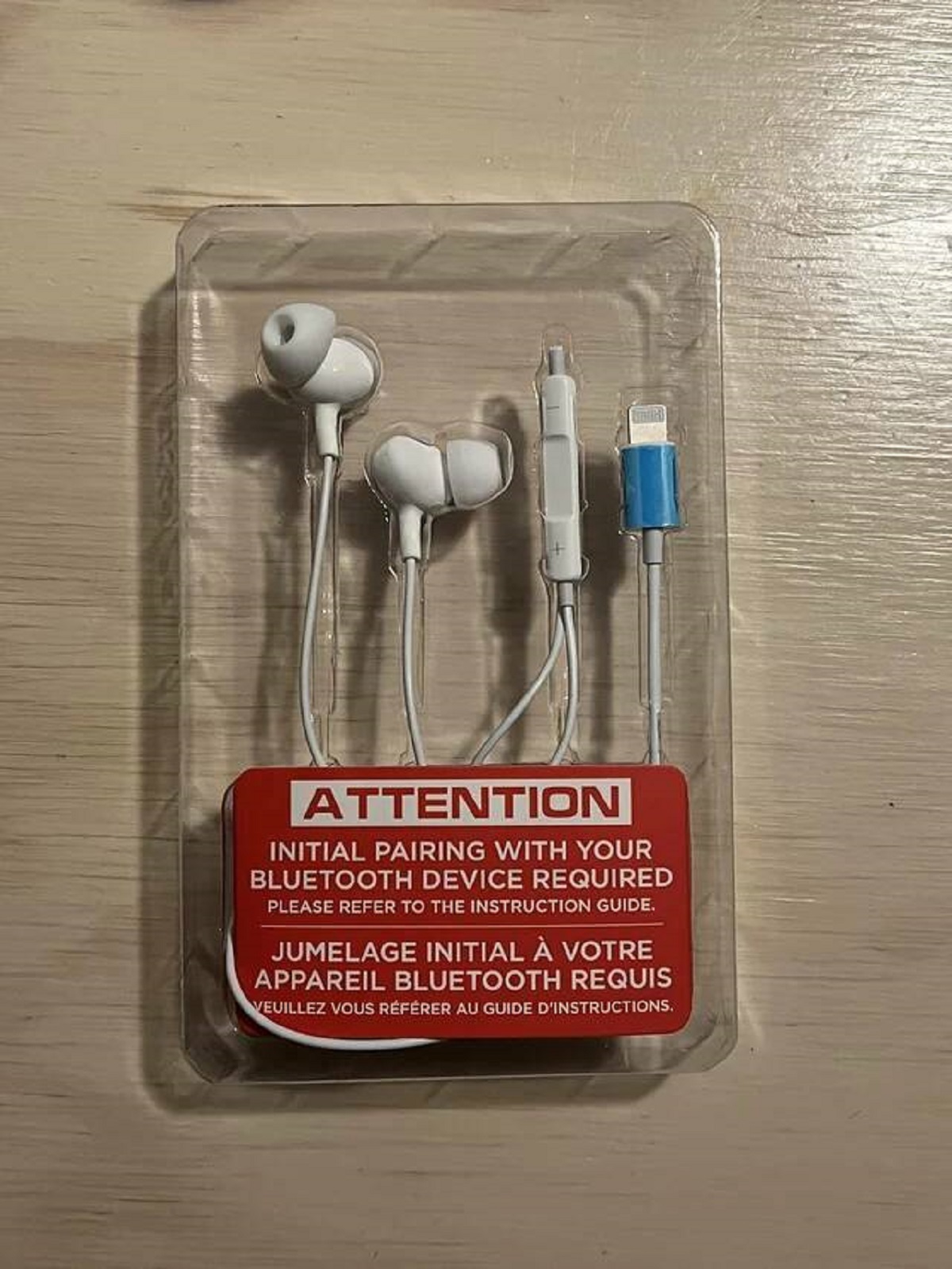 headphones - Tes Attention Initial Pairing With Your Bluetooth Device Required Please Refer To The Instruction Guide. Jumelage Initial Votre Appareil Bluetooth Requis Veuillez Vous Rfrer Au Guide D'Instructions.