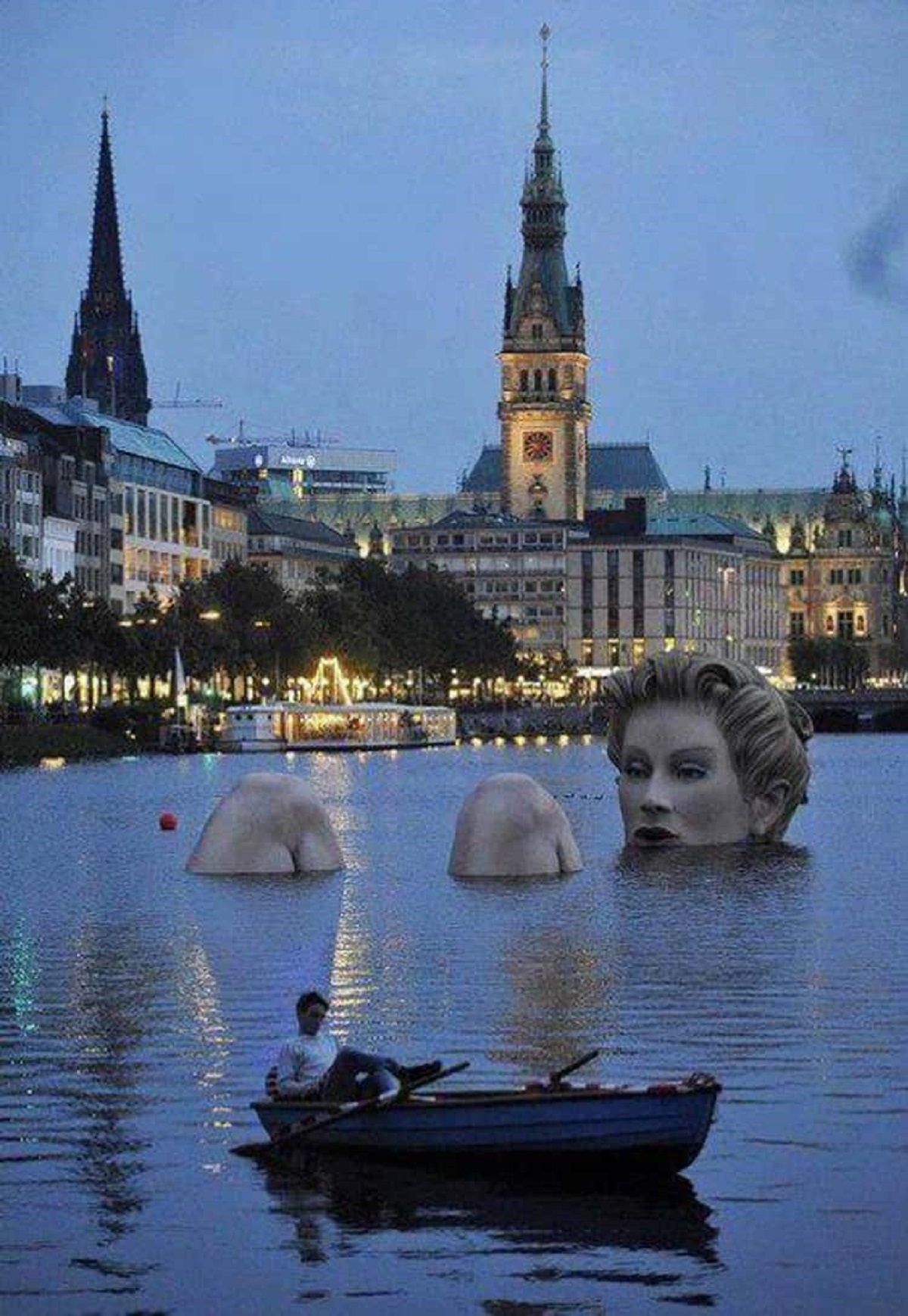 Hamburg’s Lady Of The Lake