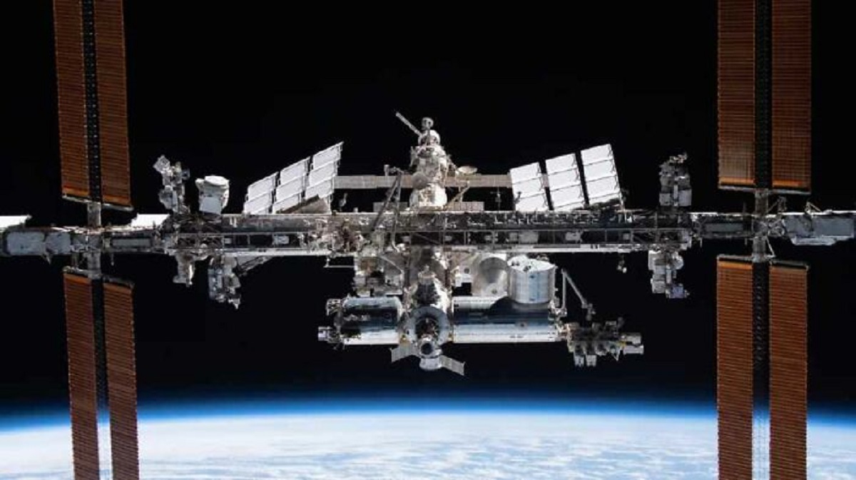 The NASA plans to decomission the ISS by 2031, via controlled re-entry on the pacific ocean.