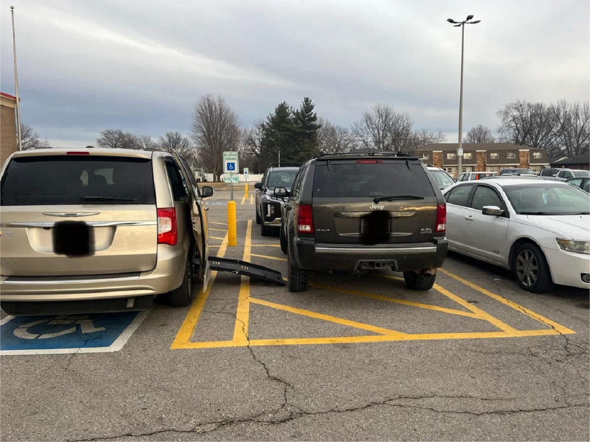 Come out of the grocery store to this car on the right.