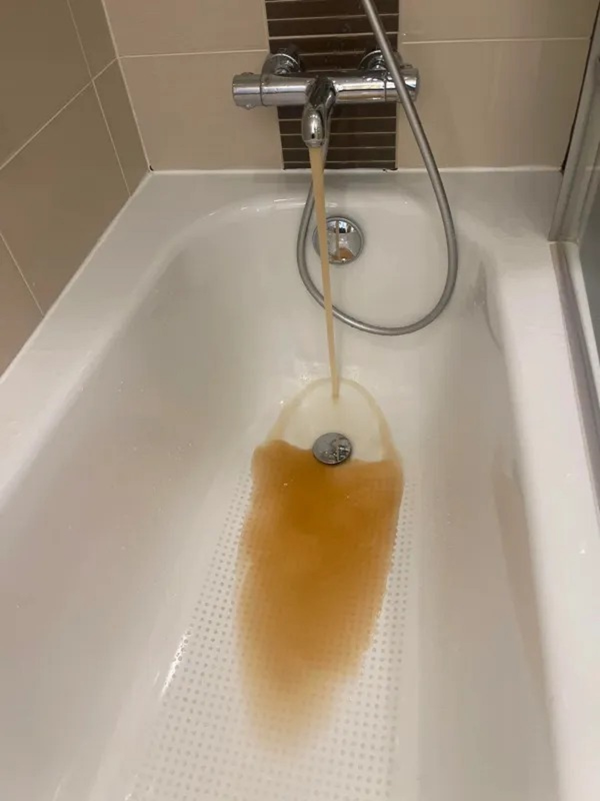 The running hot water from my $550/night Paris hotel room.