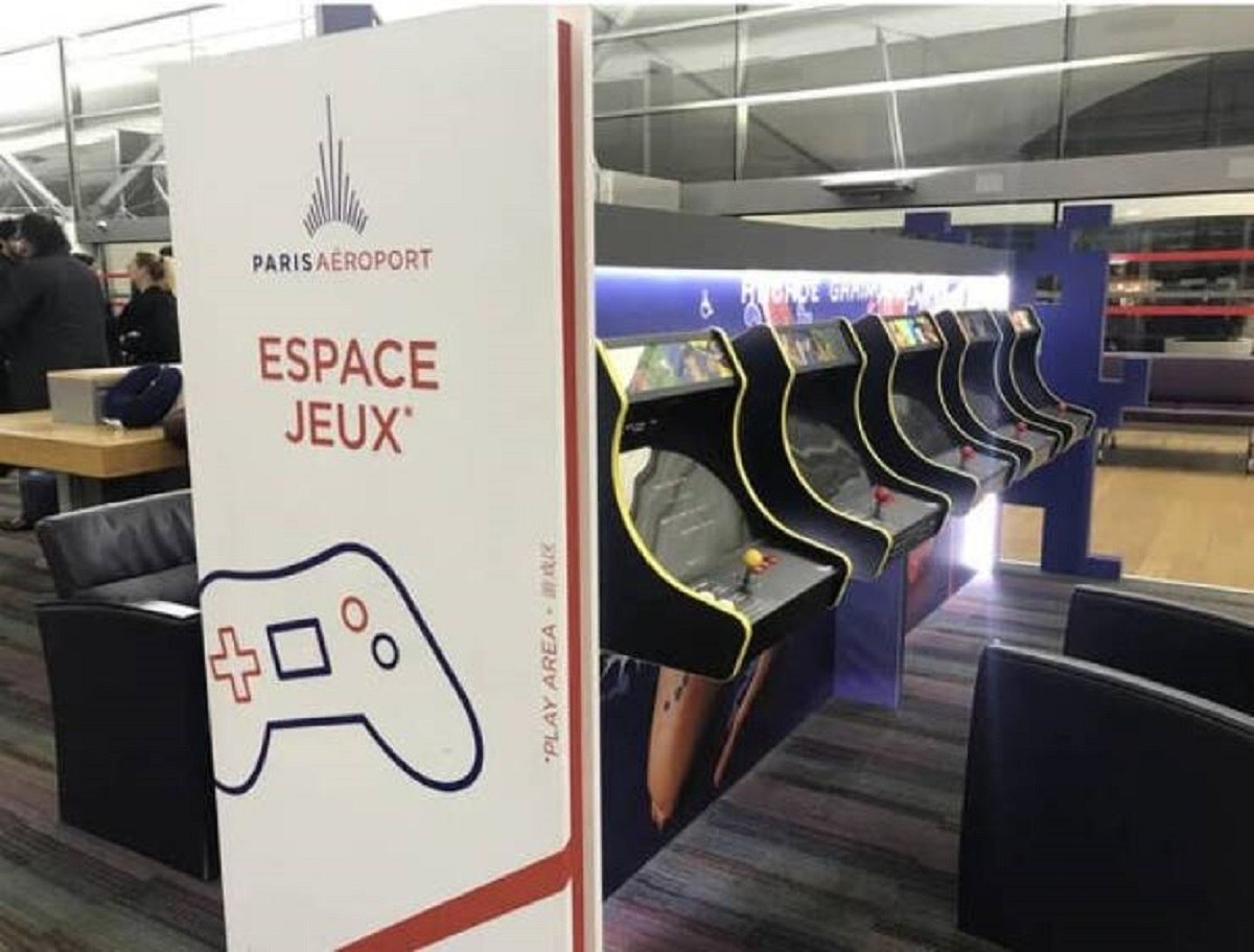 I don't understand why every airport (like this one in Paris) doesn't have gaming systems. What else am I supposed to do on a layover?