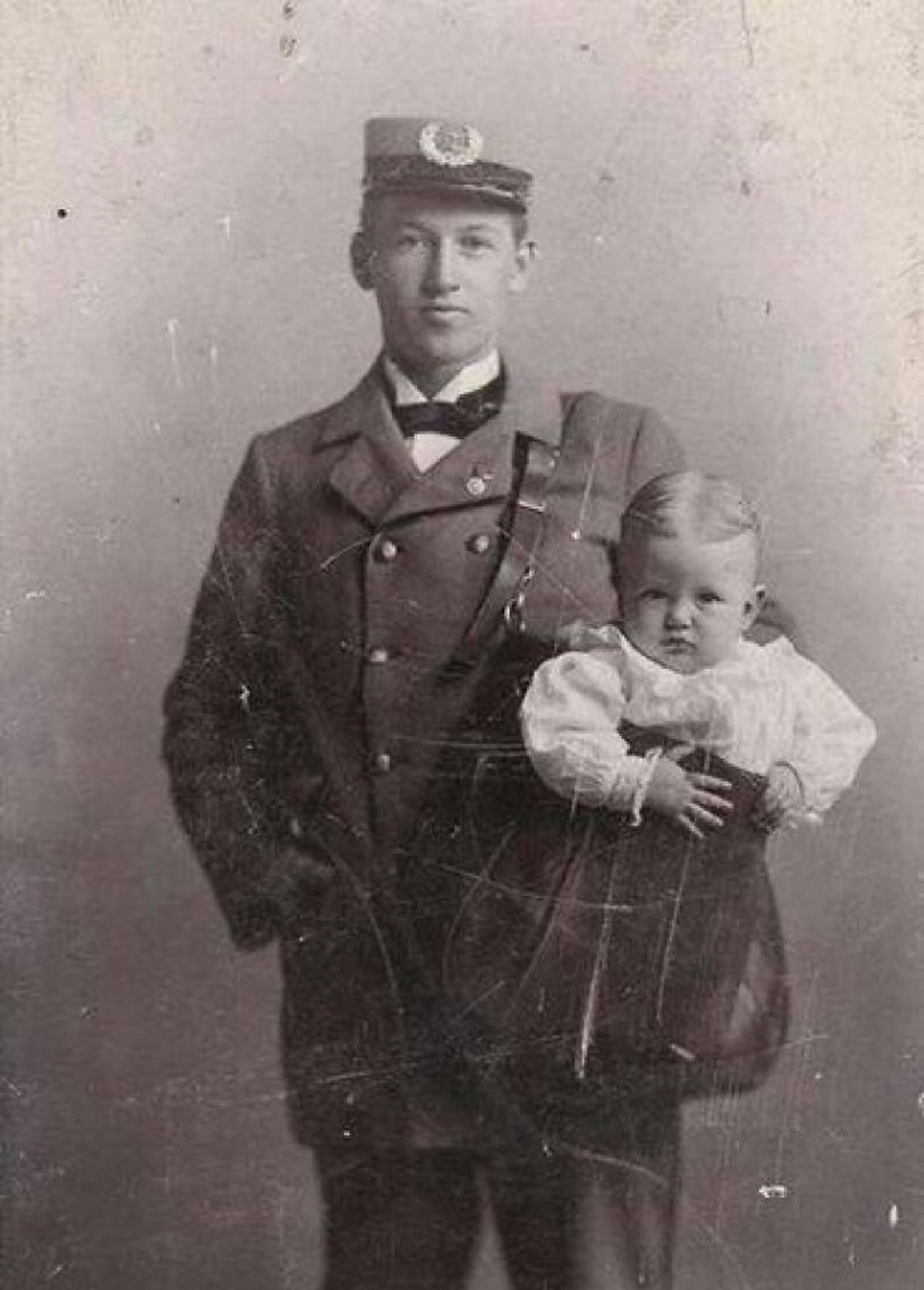 Sent The Crumb-Snatcher To Gramma's! A Postman With A Baby In His Mailbag When It Was Possible And Legal To Send Children Through The U.S. Postal Service, 1913