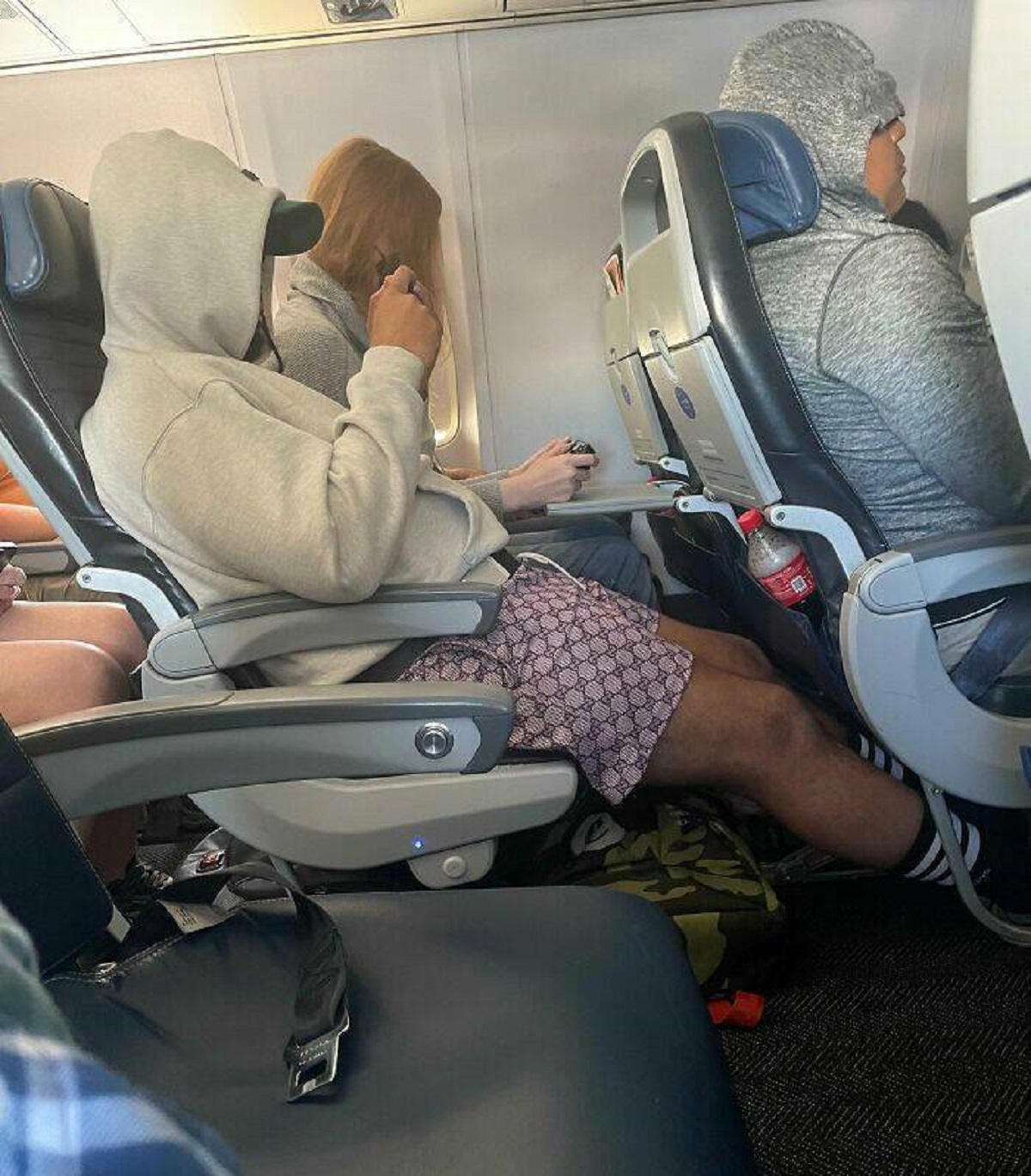 "Delayed For 3 Hours… Just To Have This Guy Blasting A Movie On His Phone The Whole Flight. Flight Attendants Did Nothing"