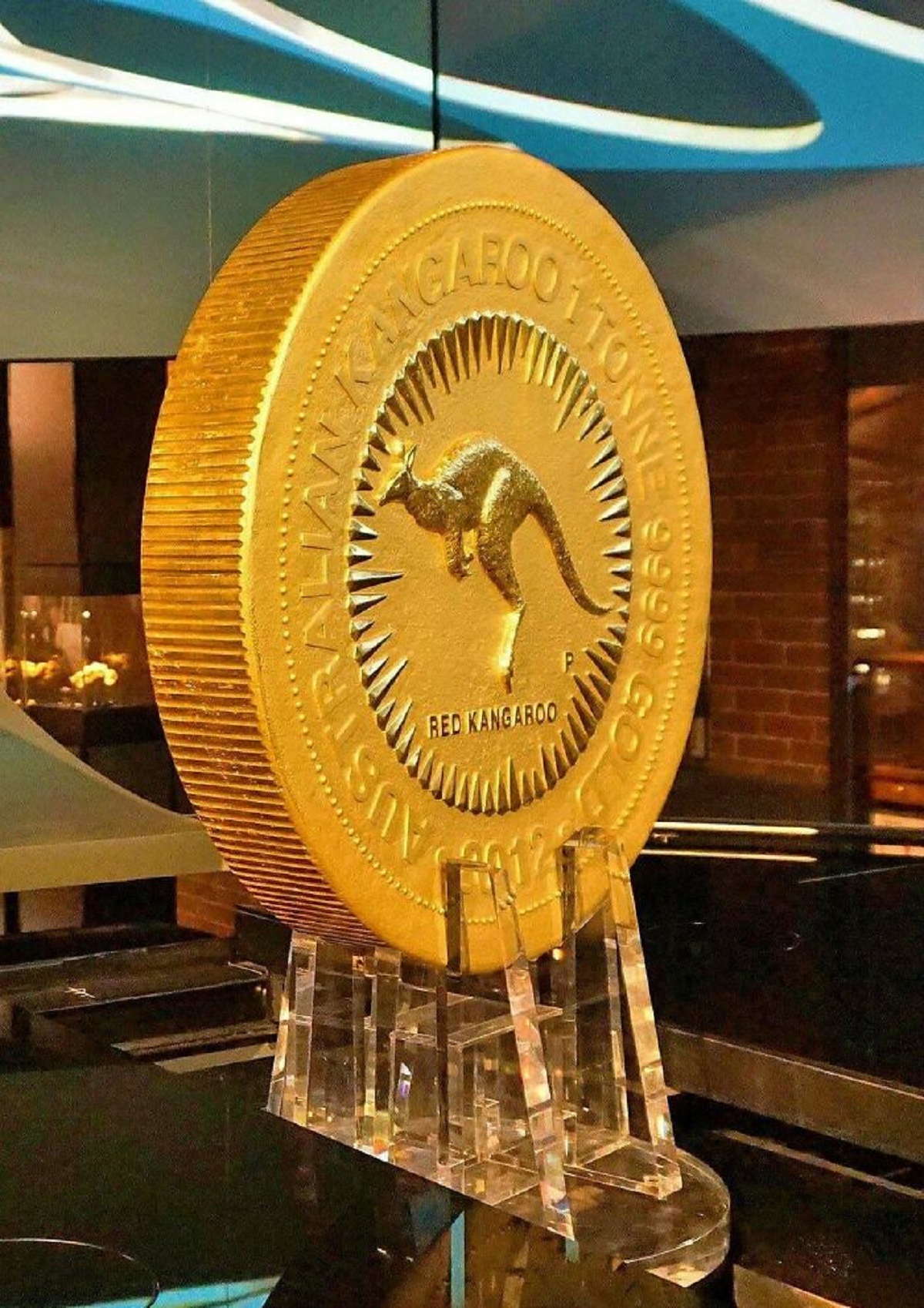 biggest gold coin - Red Kangarod
