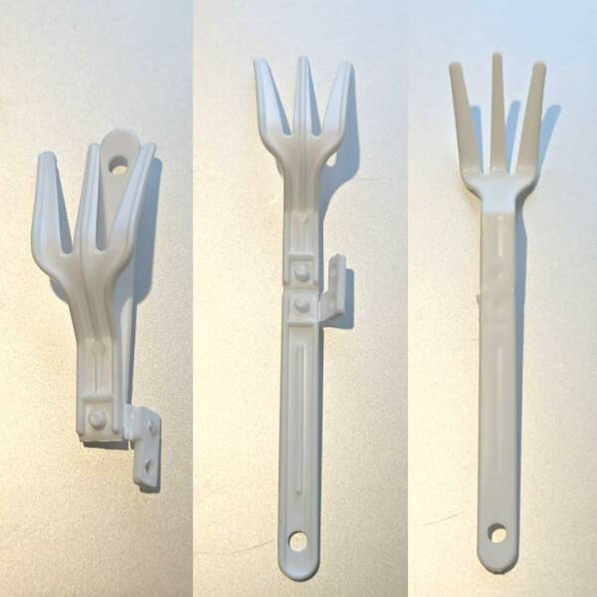 "My son's Cup-o-Phở included a foldable fork/threek"