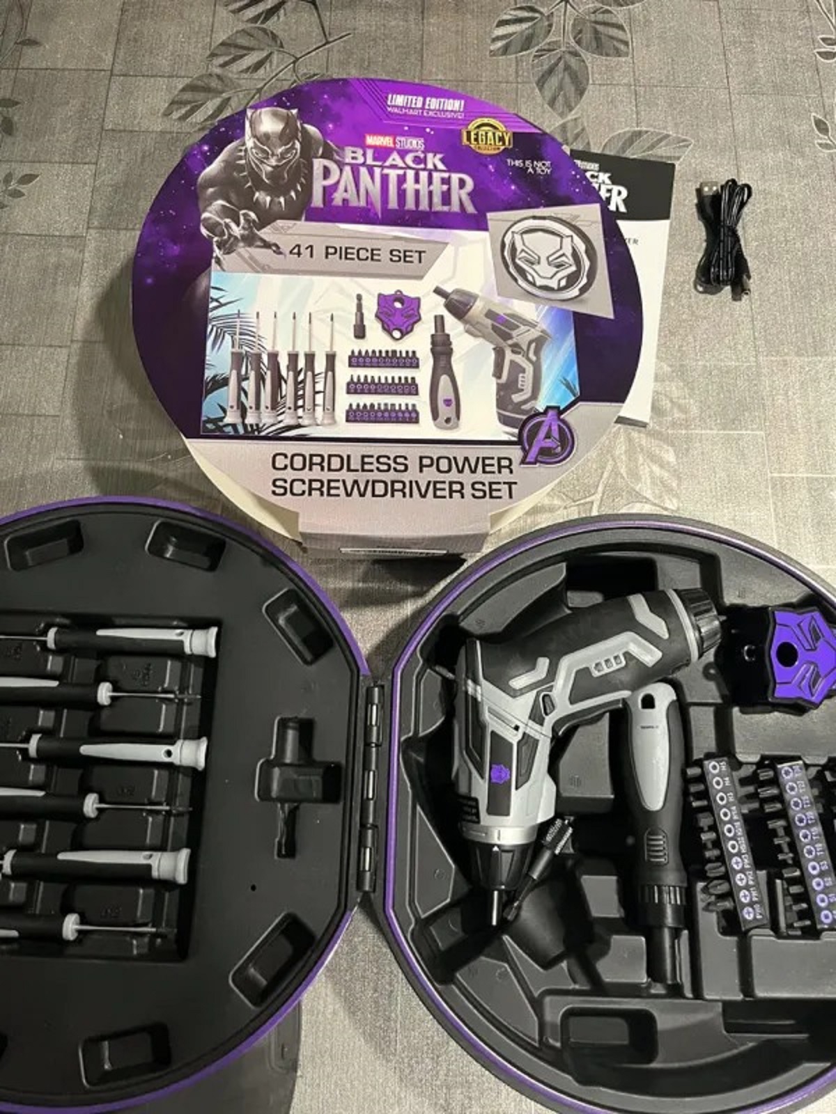 mouse - Black Panther 41 Piece Set Cordless Power Screwdriver Set