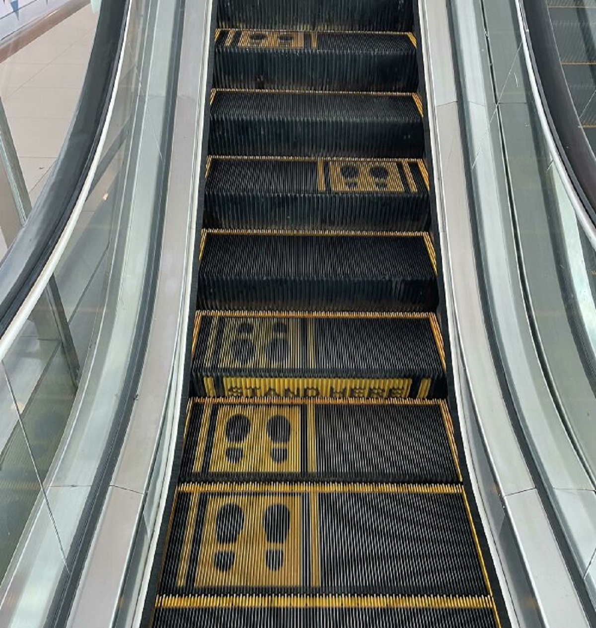 escalator