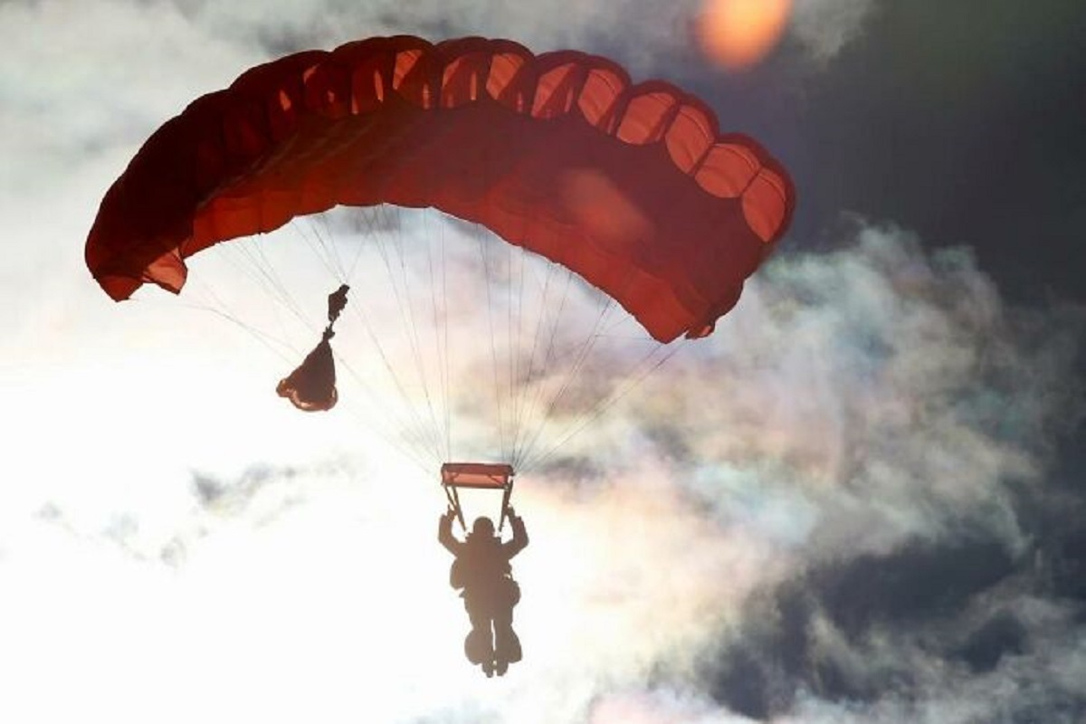 In 2015, a woman's parachute failed to deploy while skydiving, surviving with life-threatening injuries. Days before, she survived a mysterious gas leak at her house. Both were later found to be intentional murder plots by her husband.